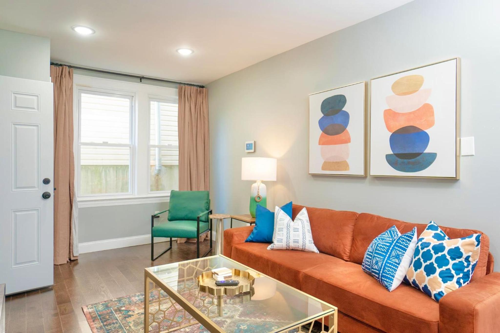 Urban Charm | Near EWR Airport Easy Access to NYC