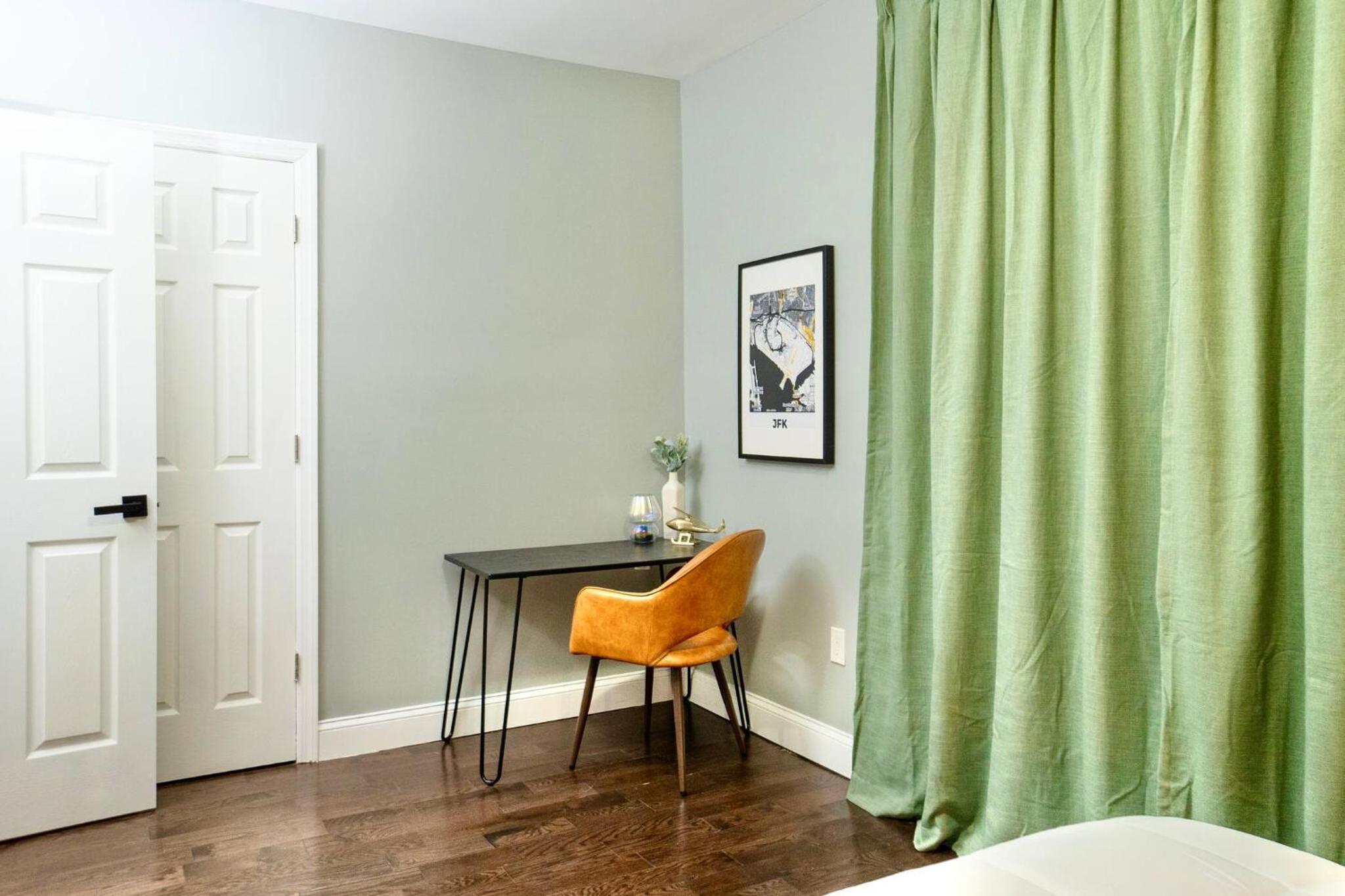 Urban Charm | Near EWR Airport Easy Access to NYC