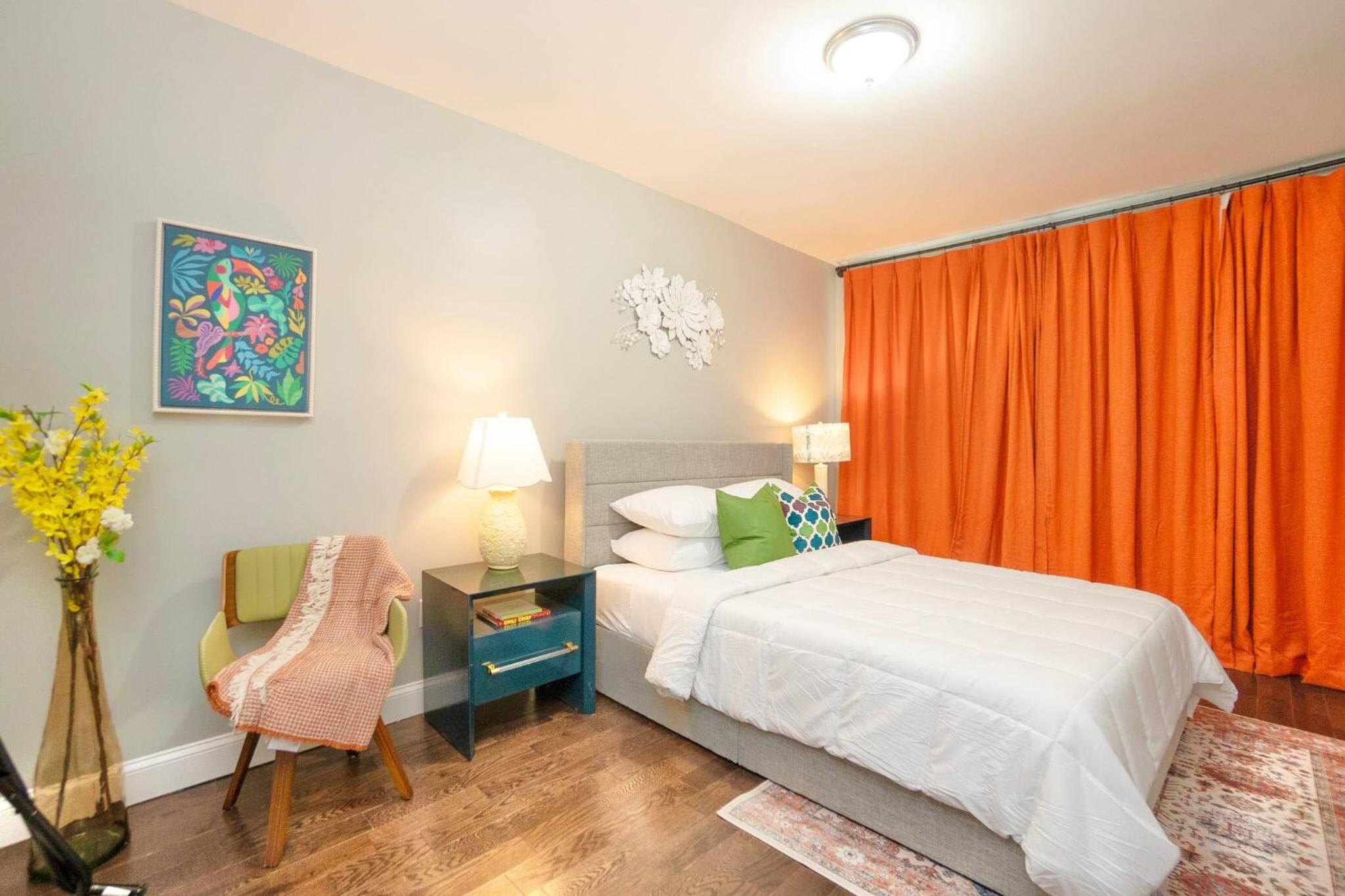 Urban Charm | Near EWR Airport Easy Access to NYC