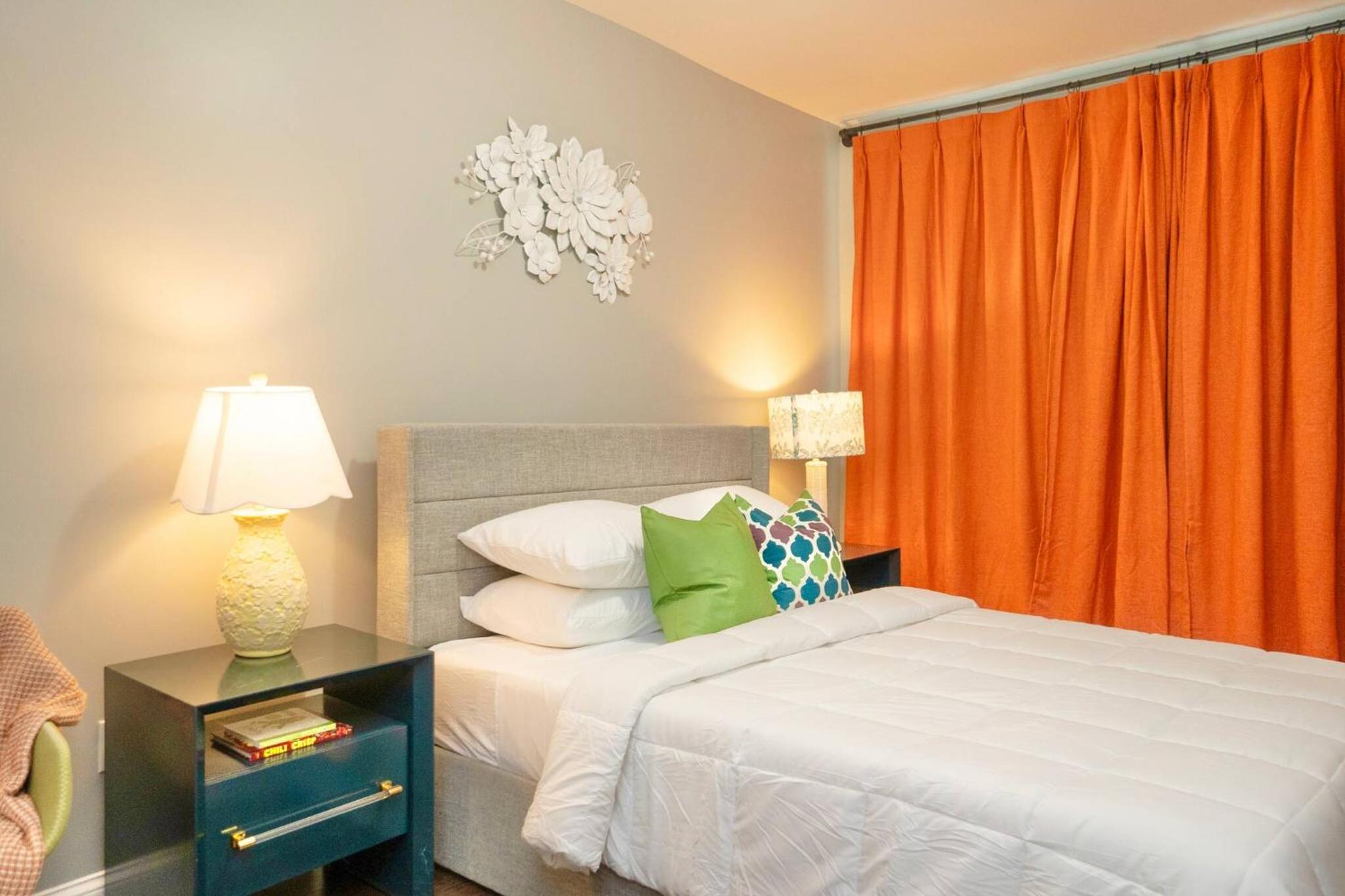 Urban Charm | Near EWR Airport Easy Access to NYC