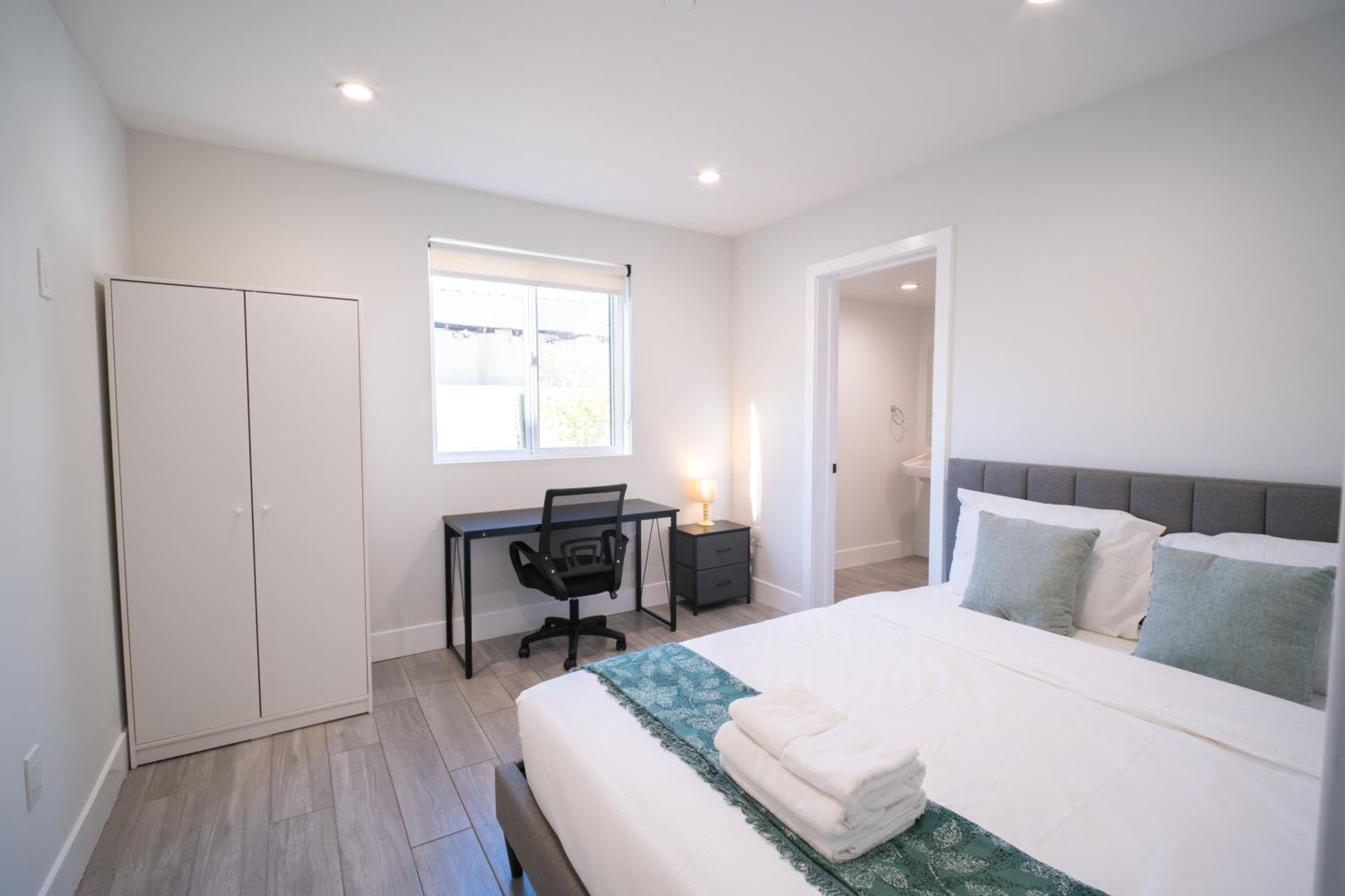 Stylish Private Ensuite Room near USC
