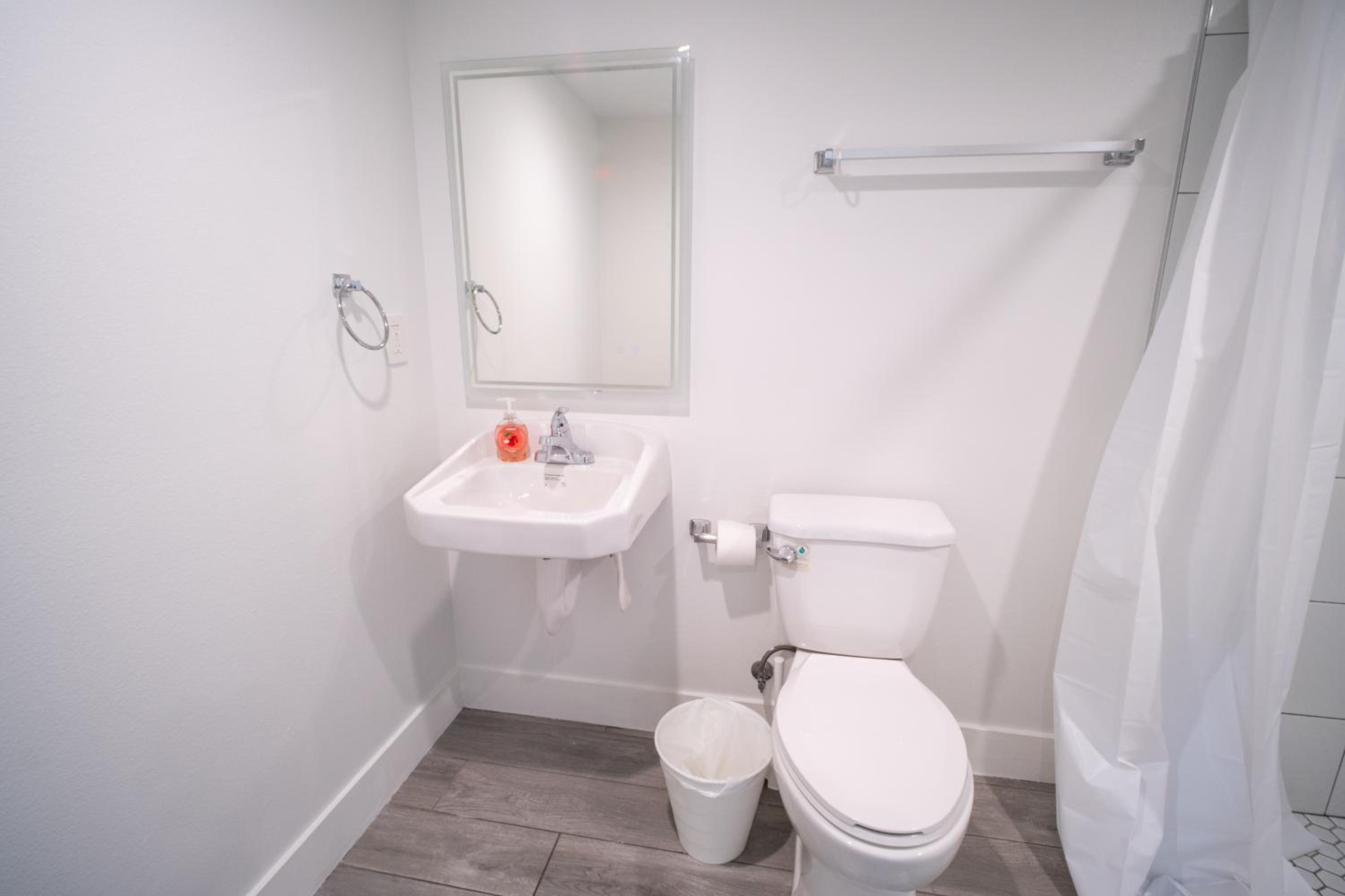 Stylish Private Ensuite Room near USC