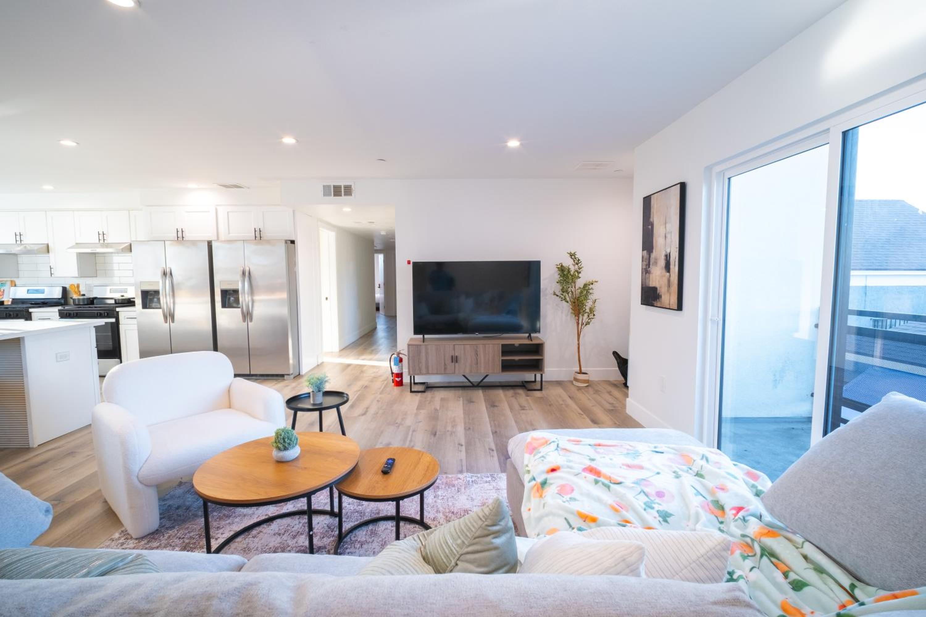 Modern Private Ensuite Room near USC
