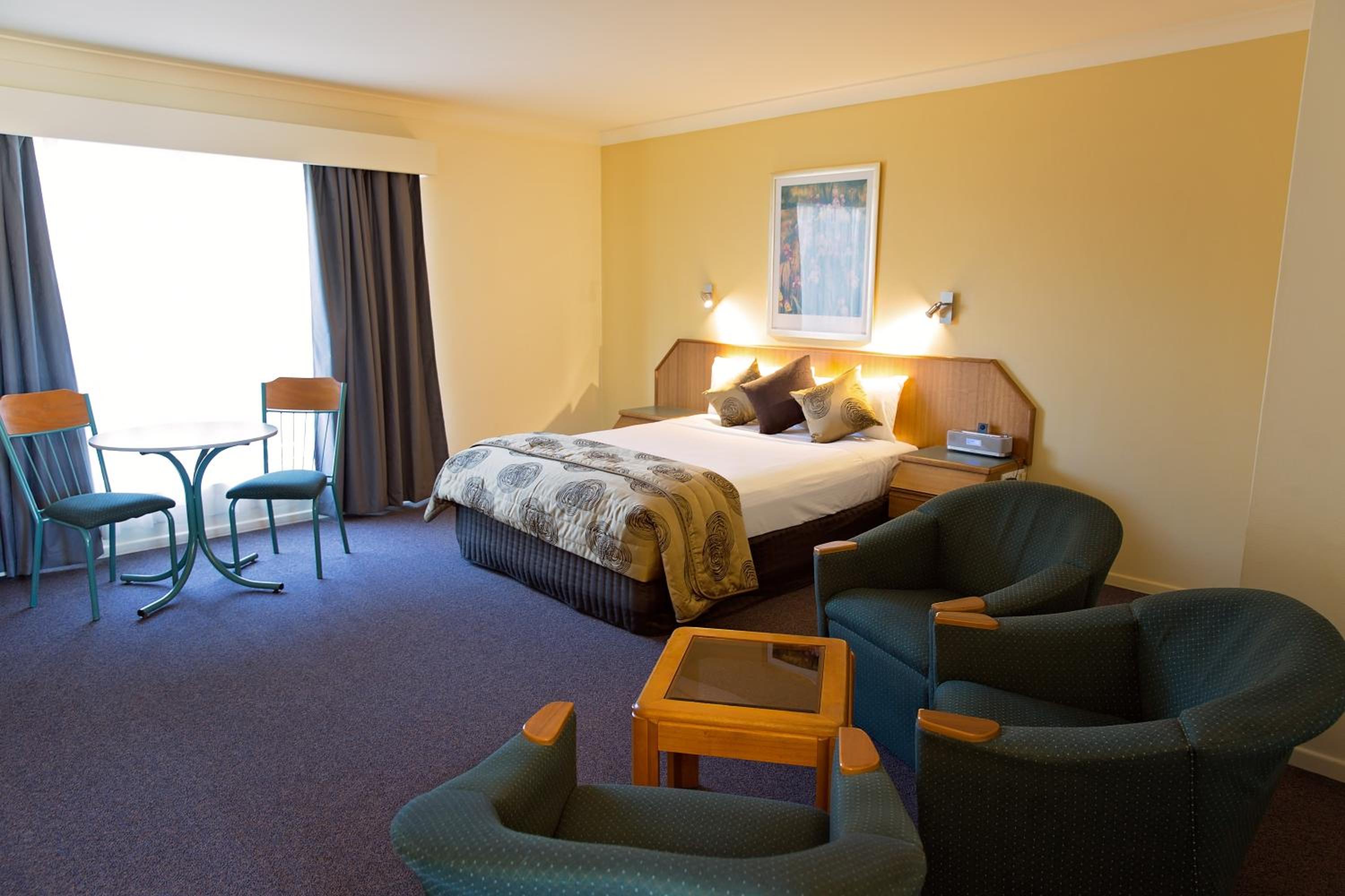 White Lace Motor Inn