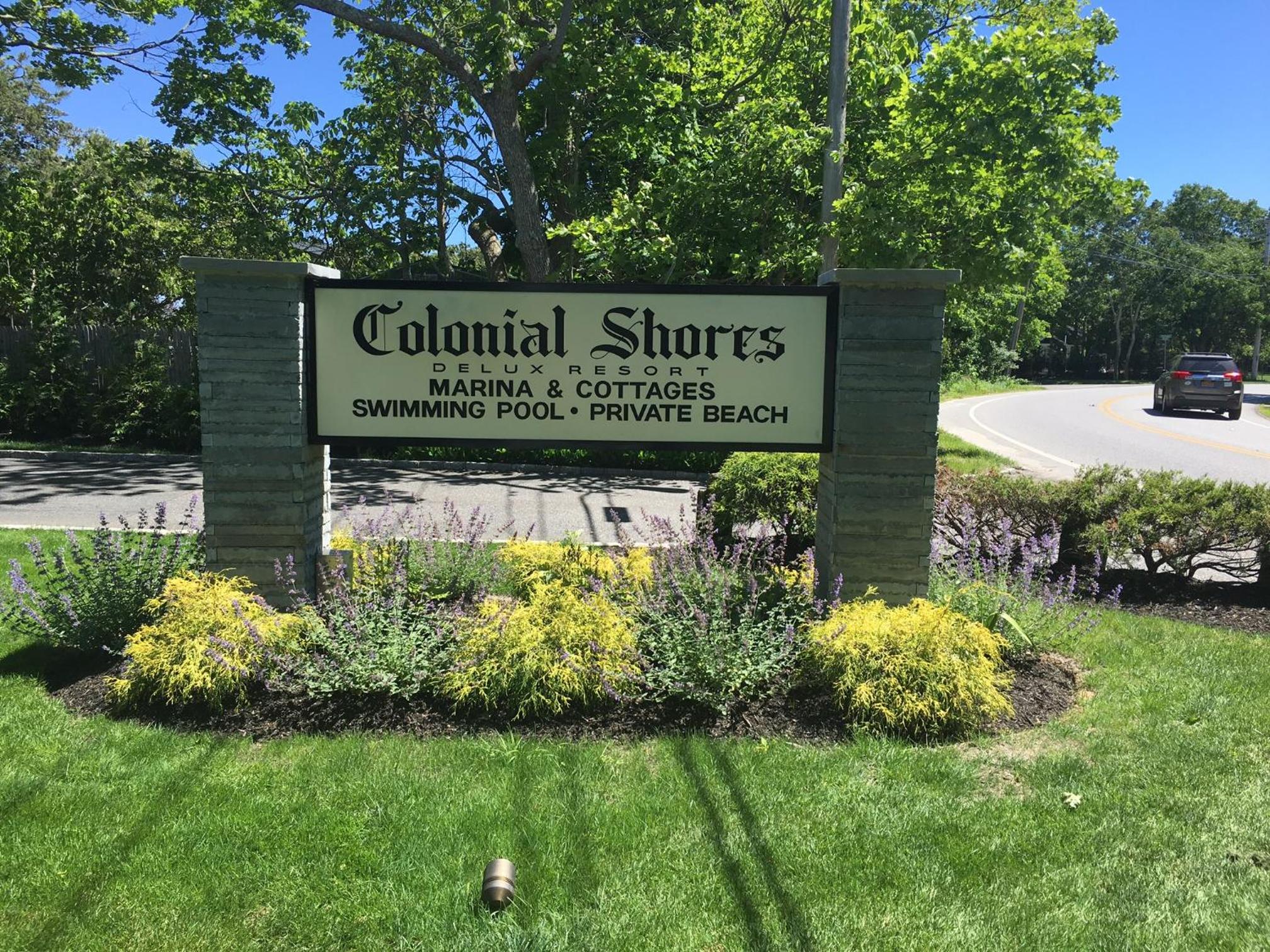 Colonial Shores Resort