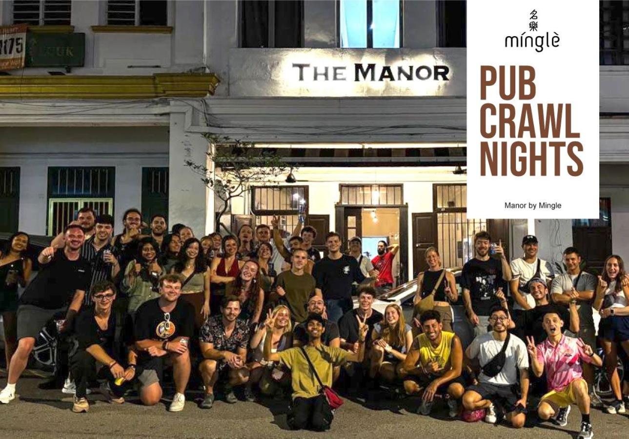 Poolside By Mingle - Party Hostel with Private Pool