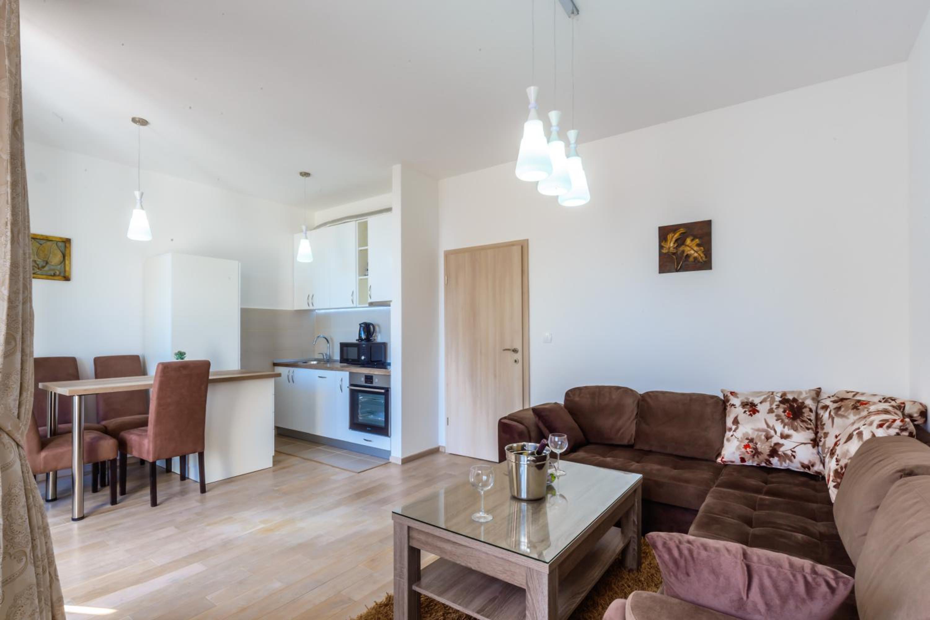 Opium Mar Apartments