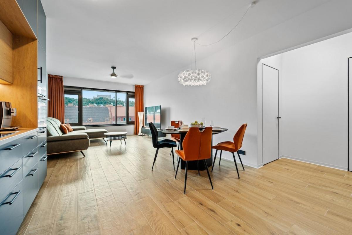 Karlín Diamond View & Garage
