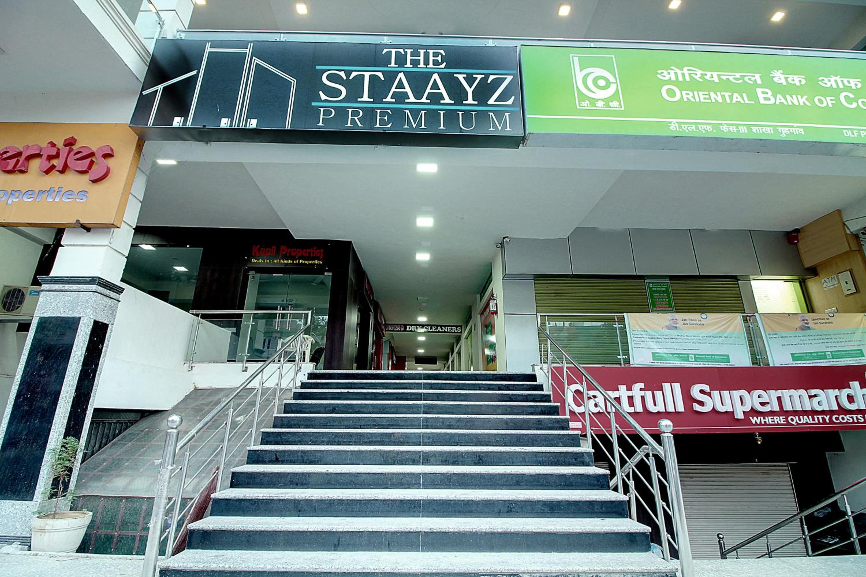 STAAYZ Premium Gurgaon view 2