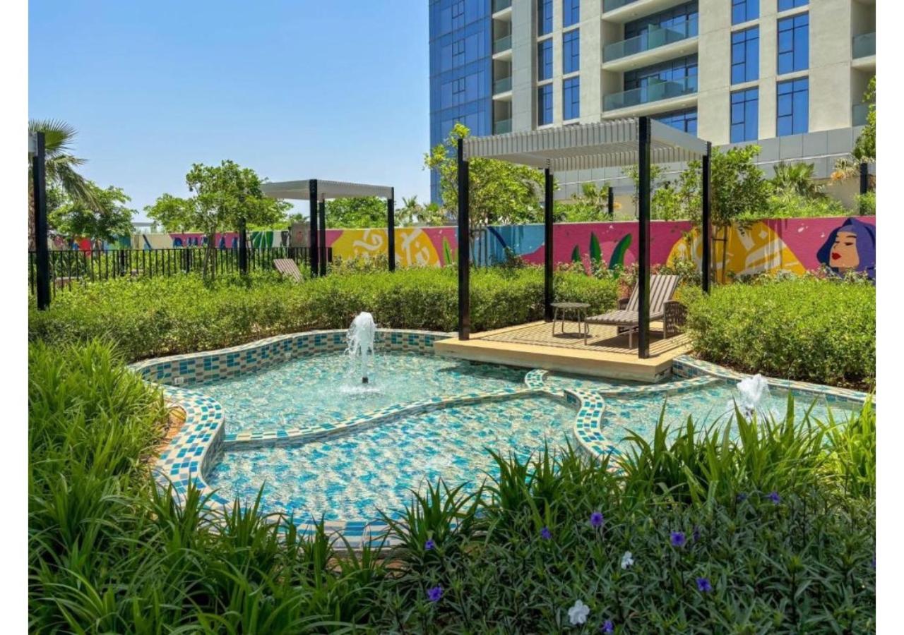 Keyrock Aykon Tower, Business Bay - Pool & Gym