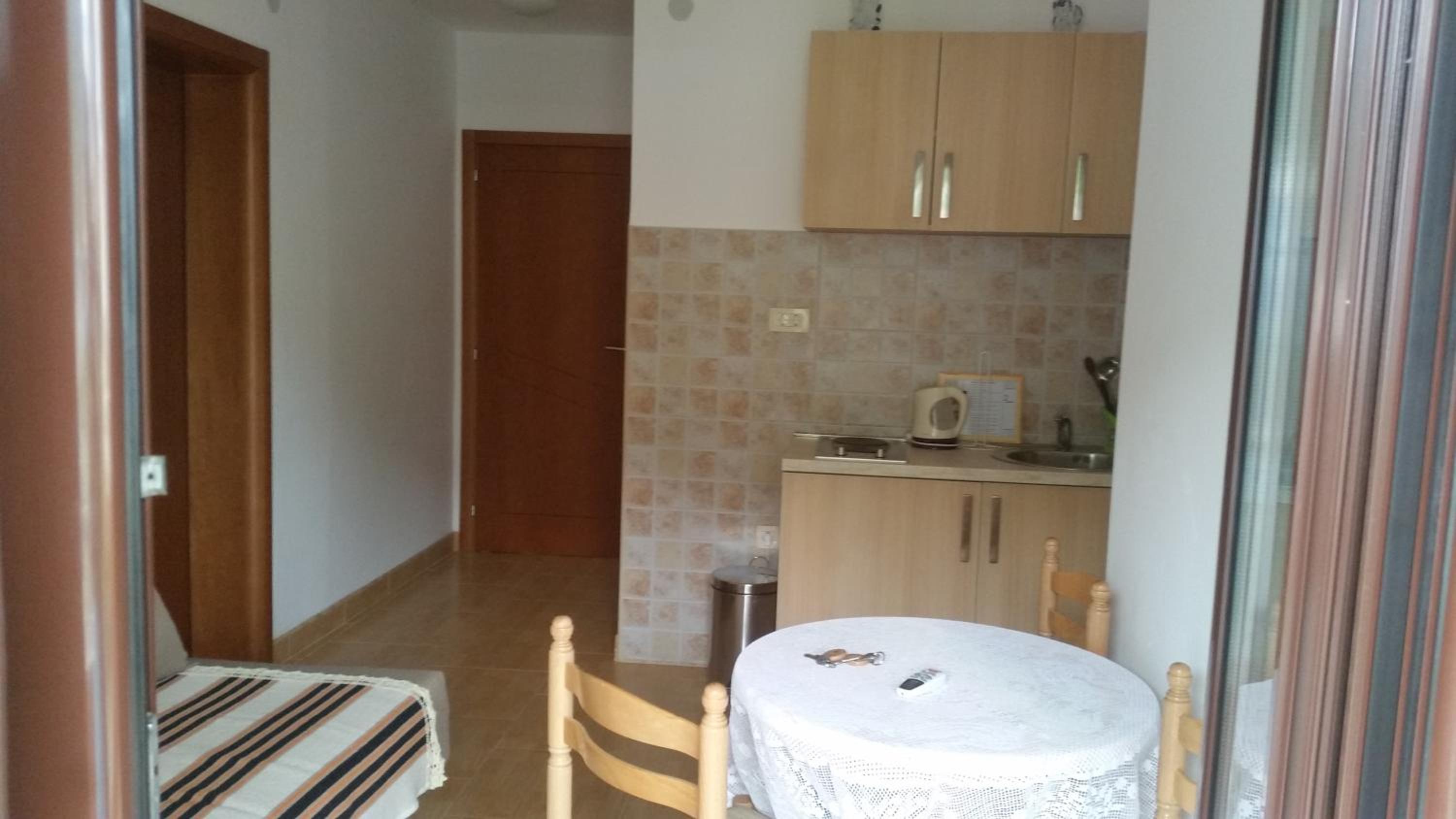 Apartments Zvicer - Milica
