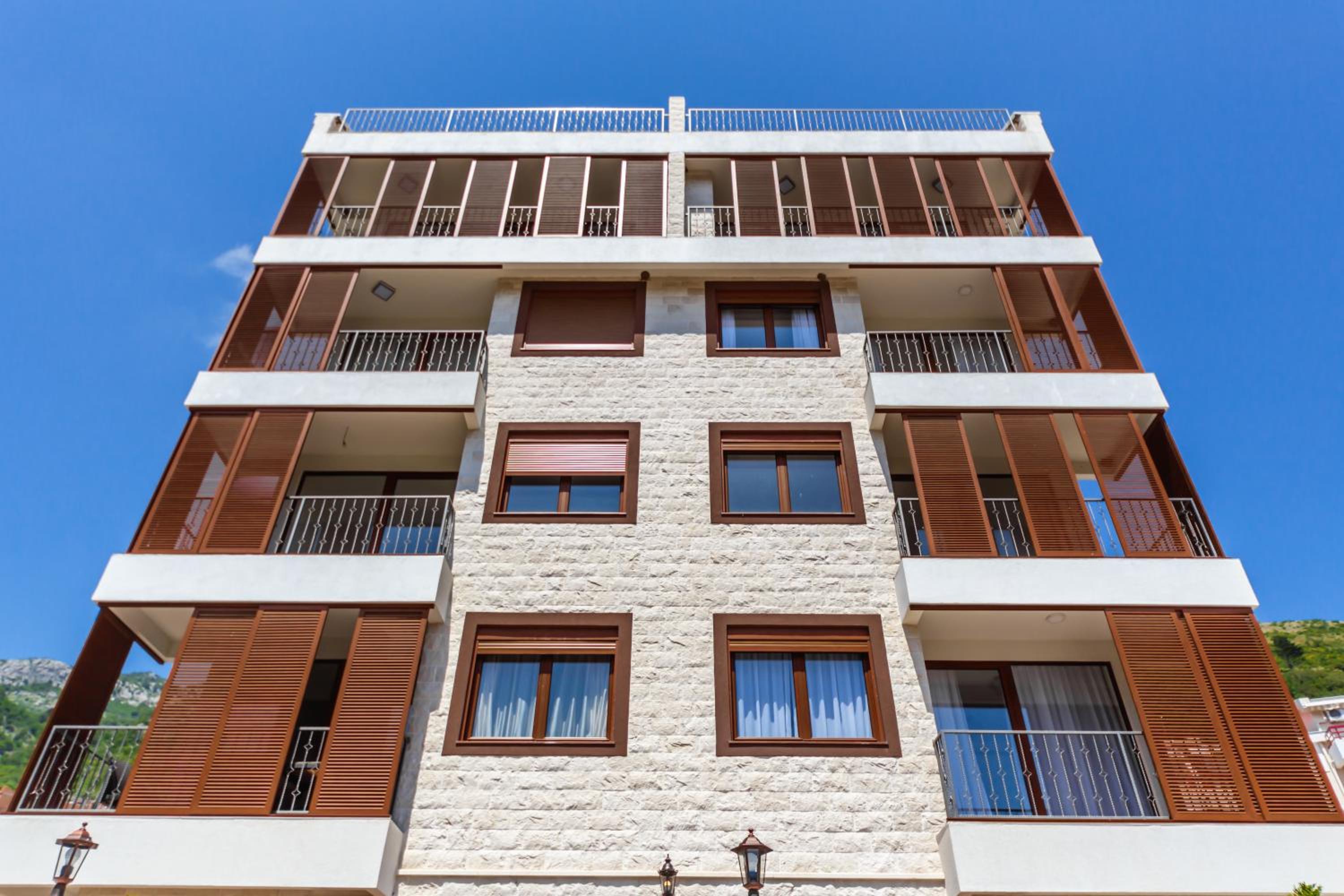 Opium Mar Apartments