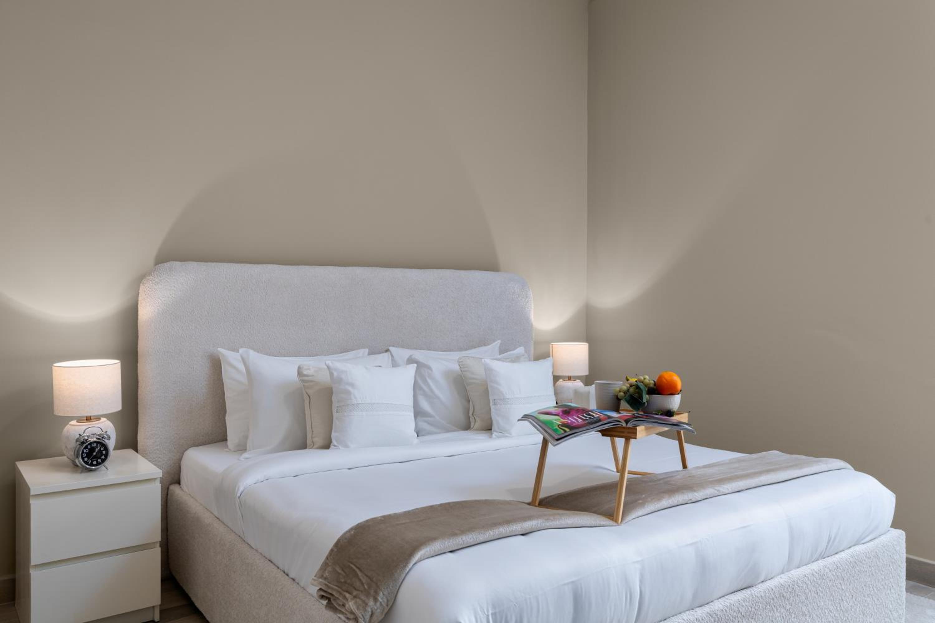 Maison Privee - Modern Hideaway with Canal Views on Yas Island