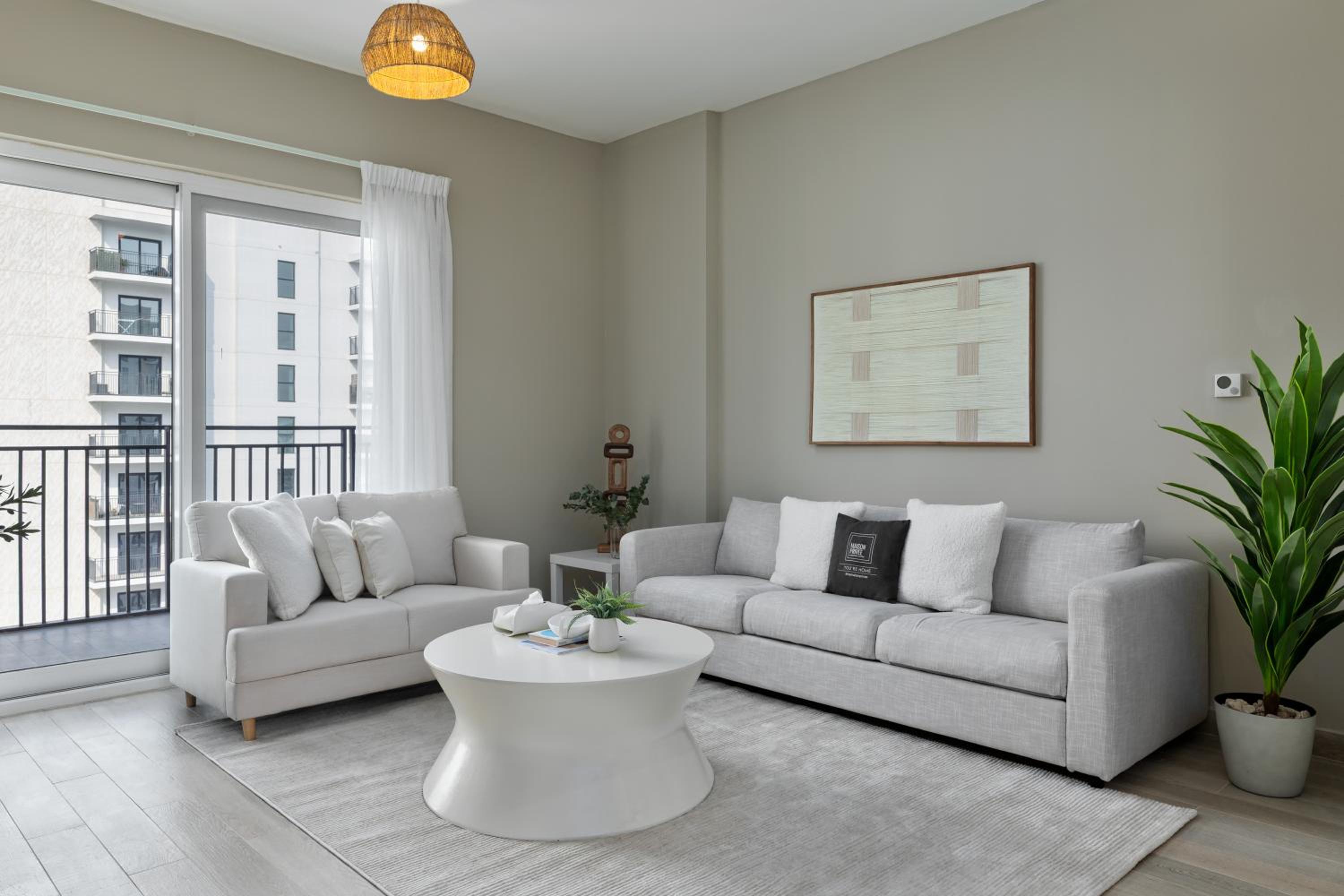 Maison Privee - Modern Hideaway with Canal Views on Yas Island