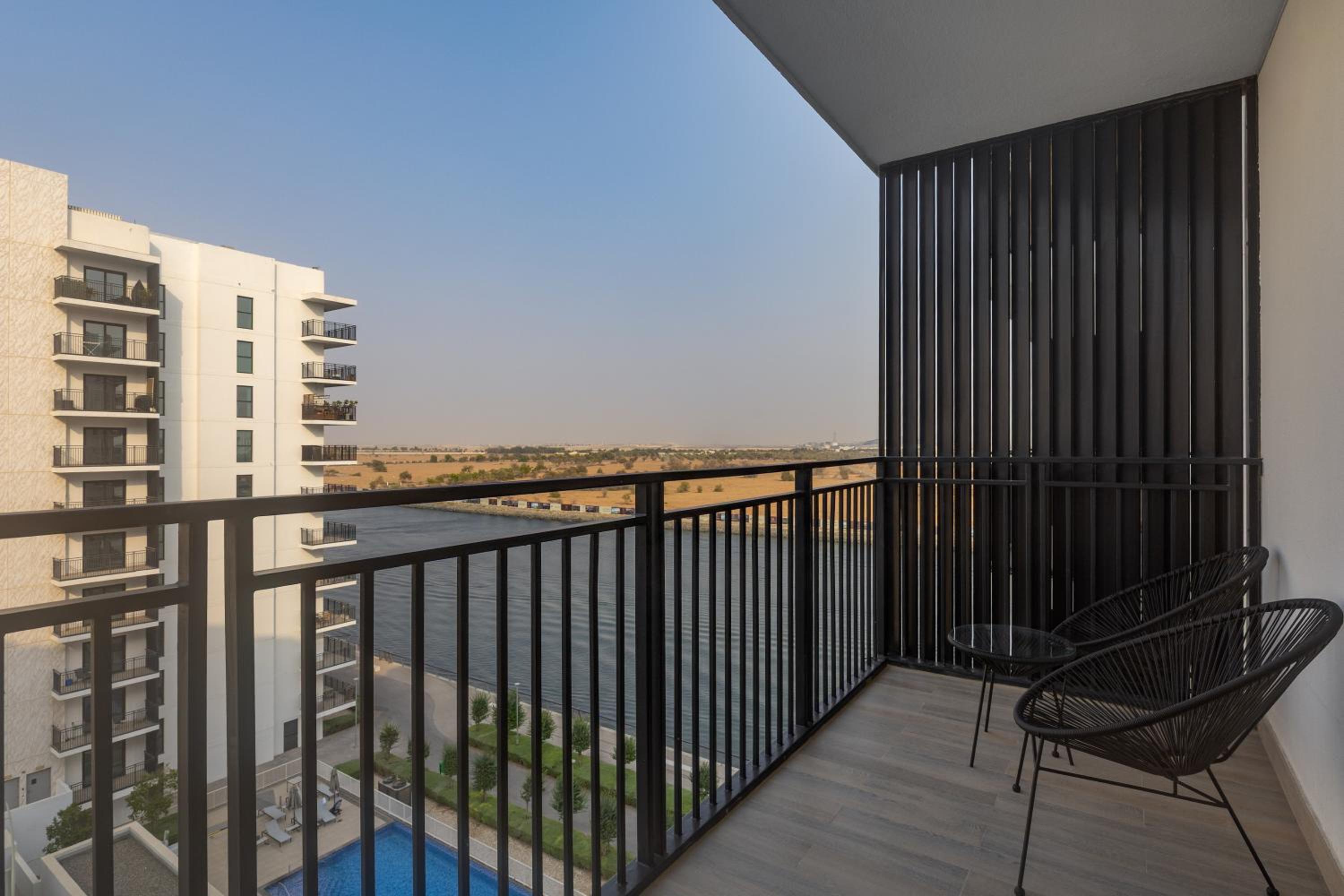Maison Privee - Modern Hideaway with Canal Views on Yas Island