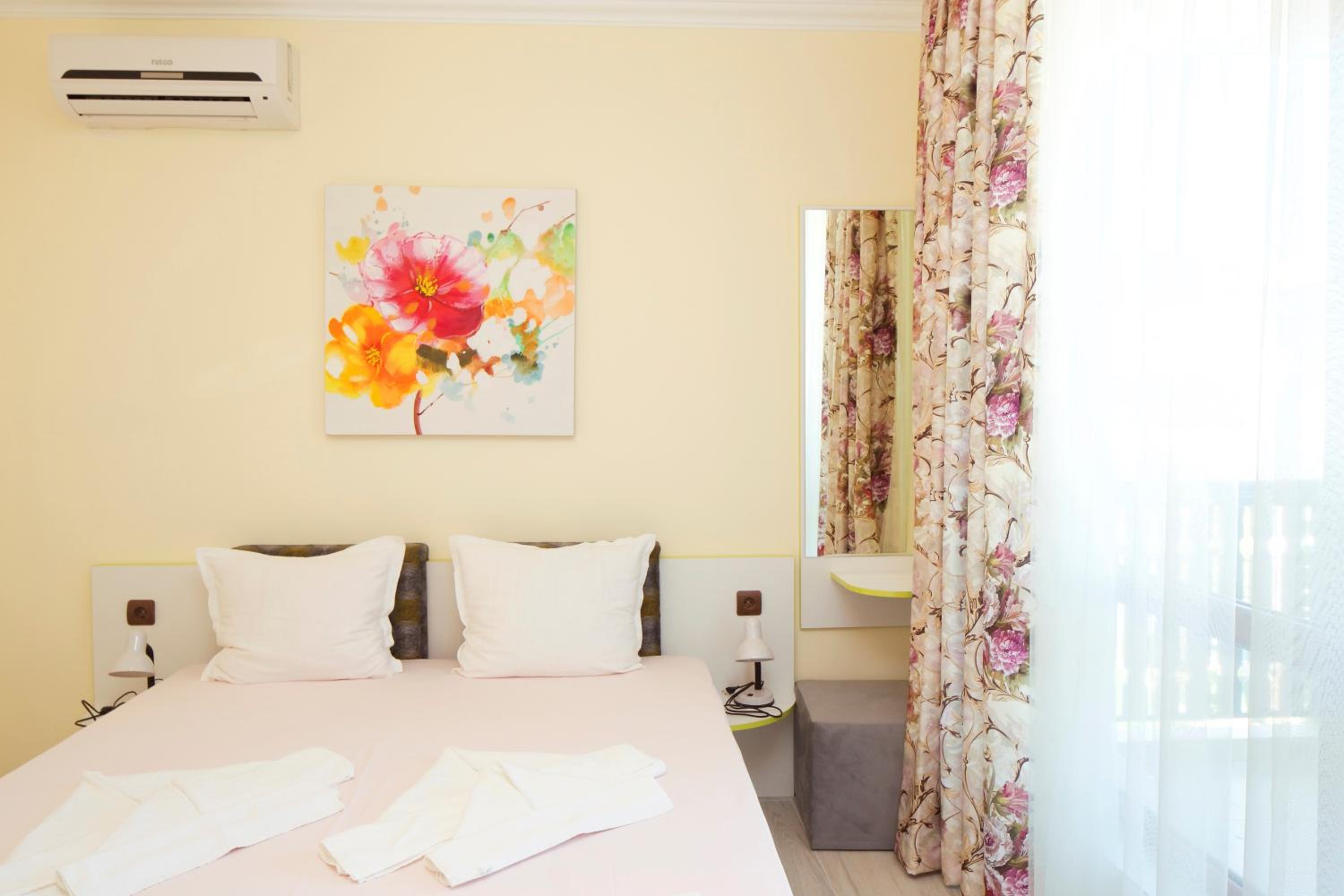 Mars Apartments in Tryavna Beach Complex view 5
