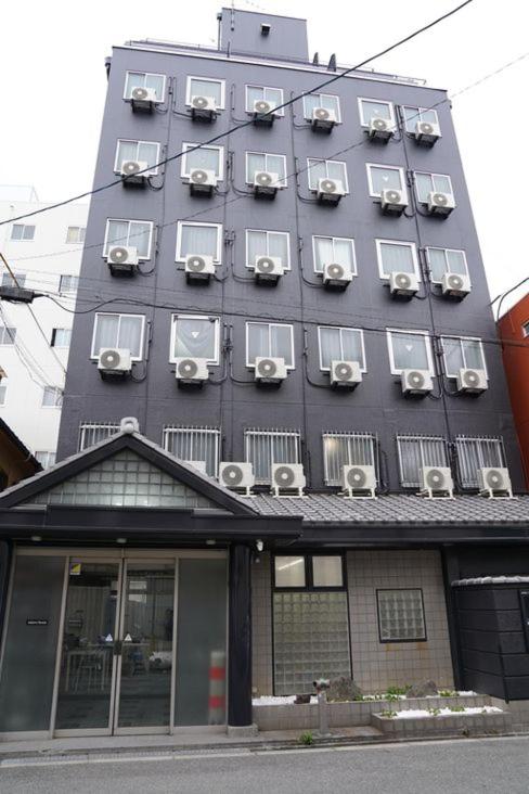 心斎橋難波関空直通Shingu Kanmi Ambers Hostel