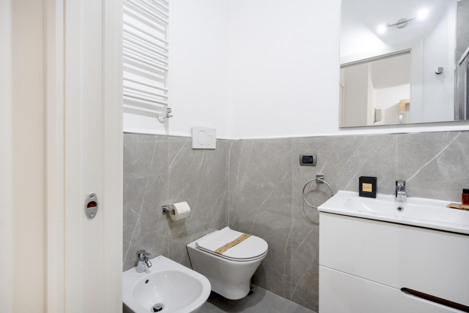 AuGuStea City Stay