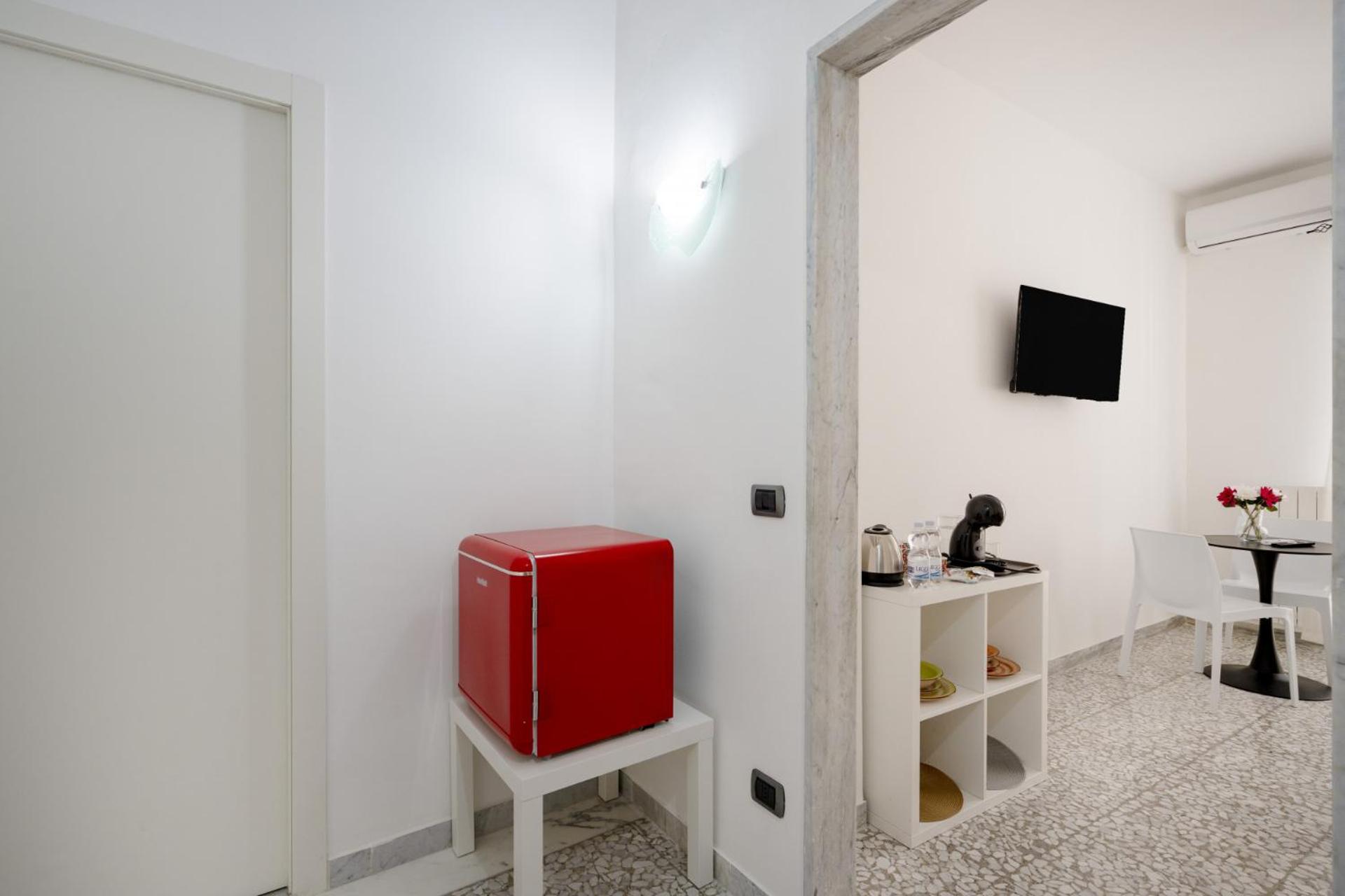 AuGuStea City Stay