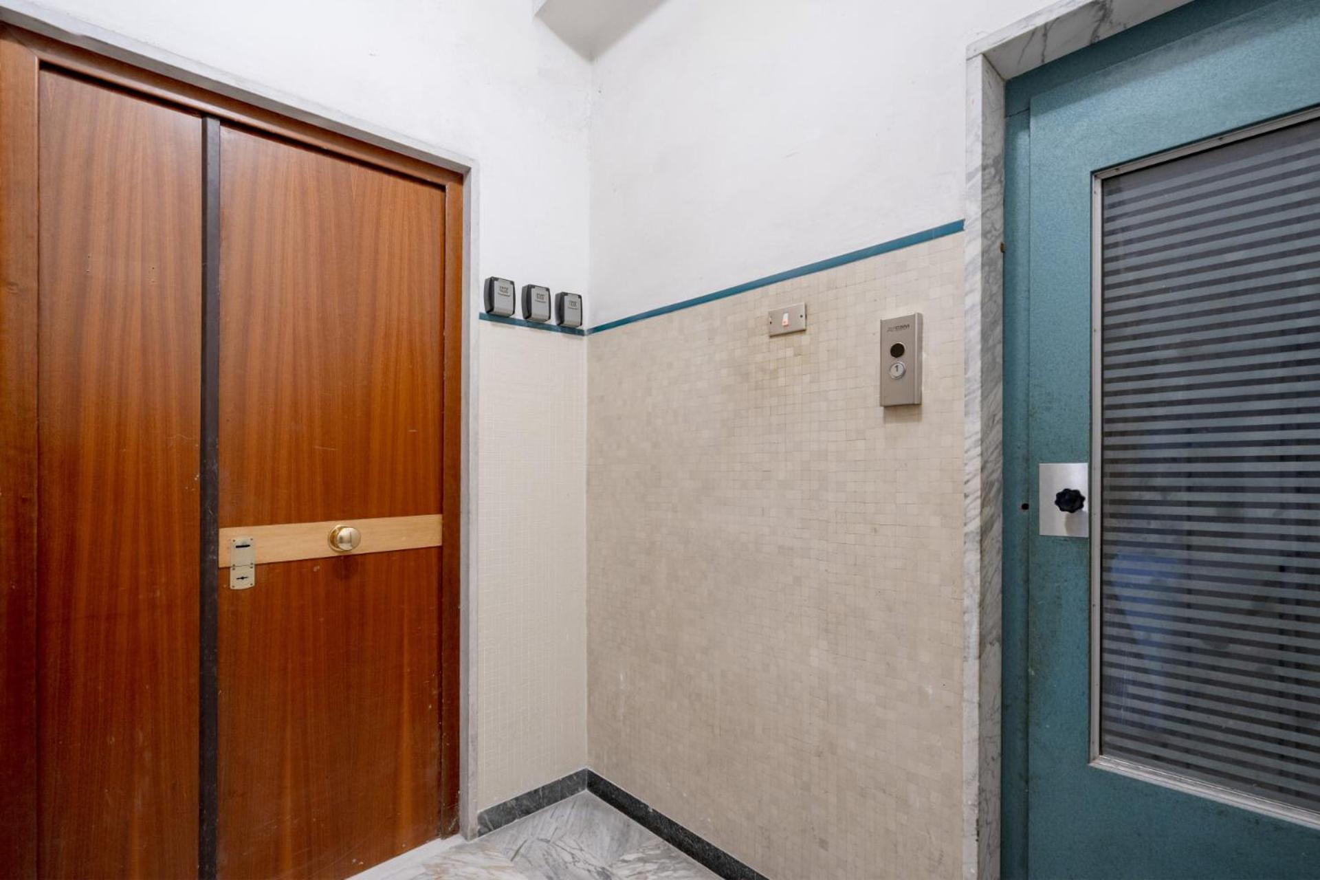 AuGuStea City Stay