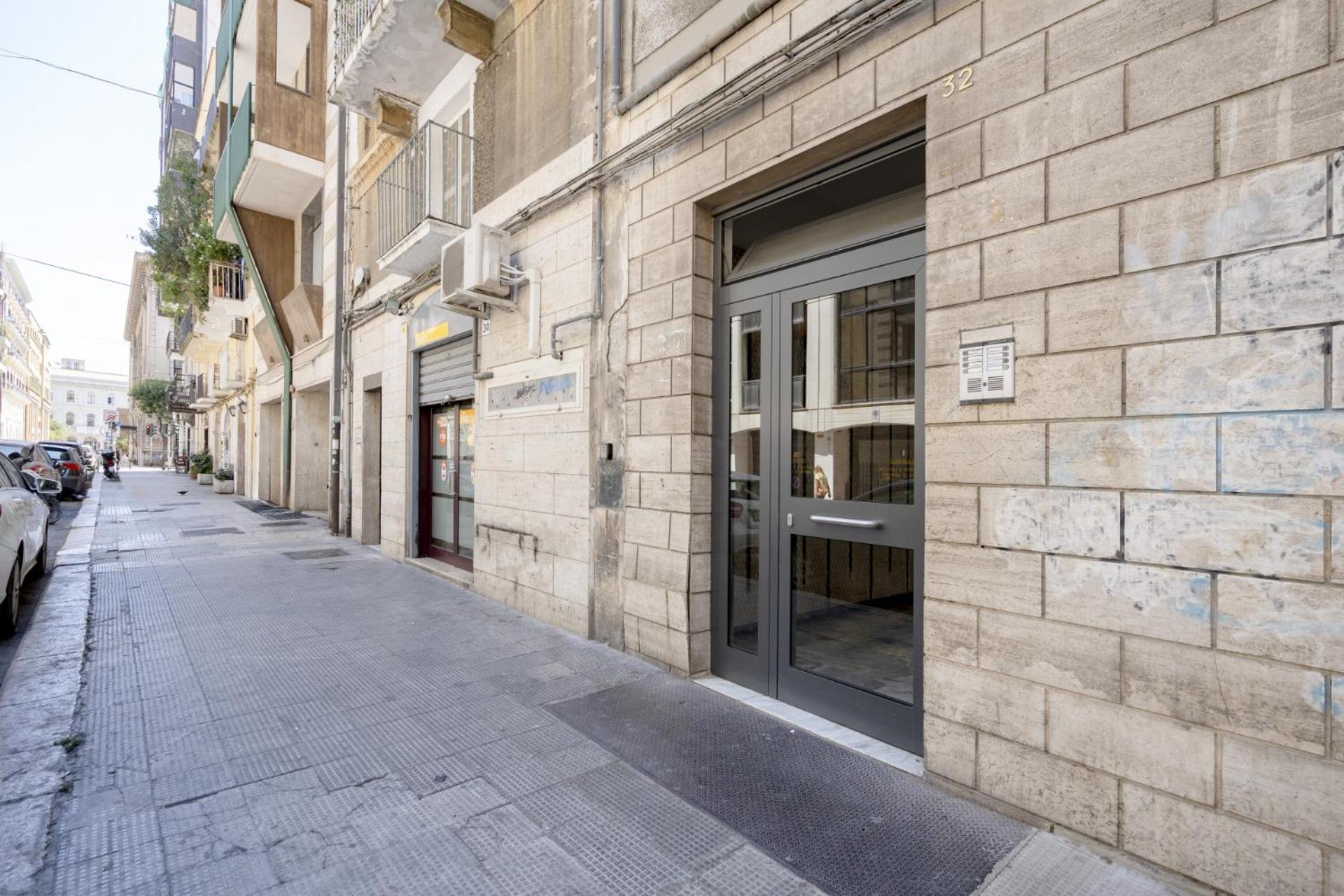 AuGuStea City Stay