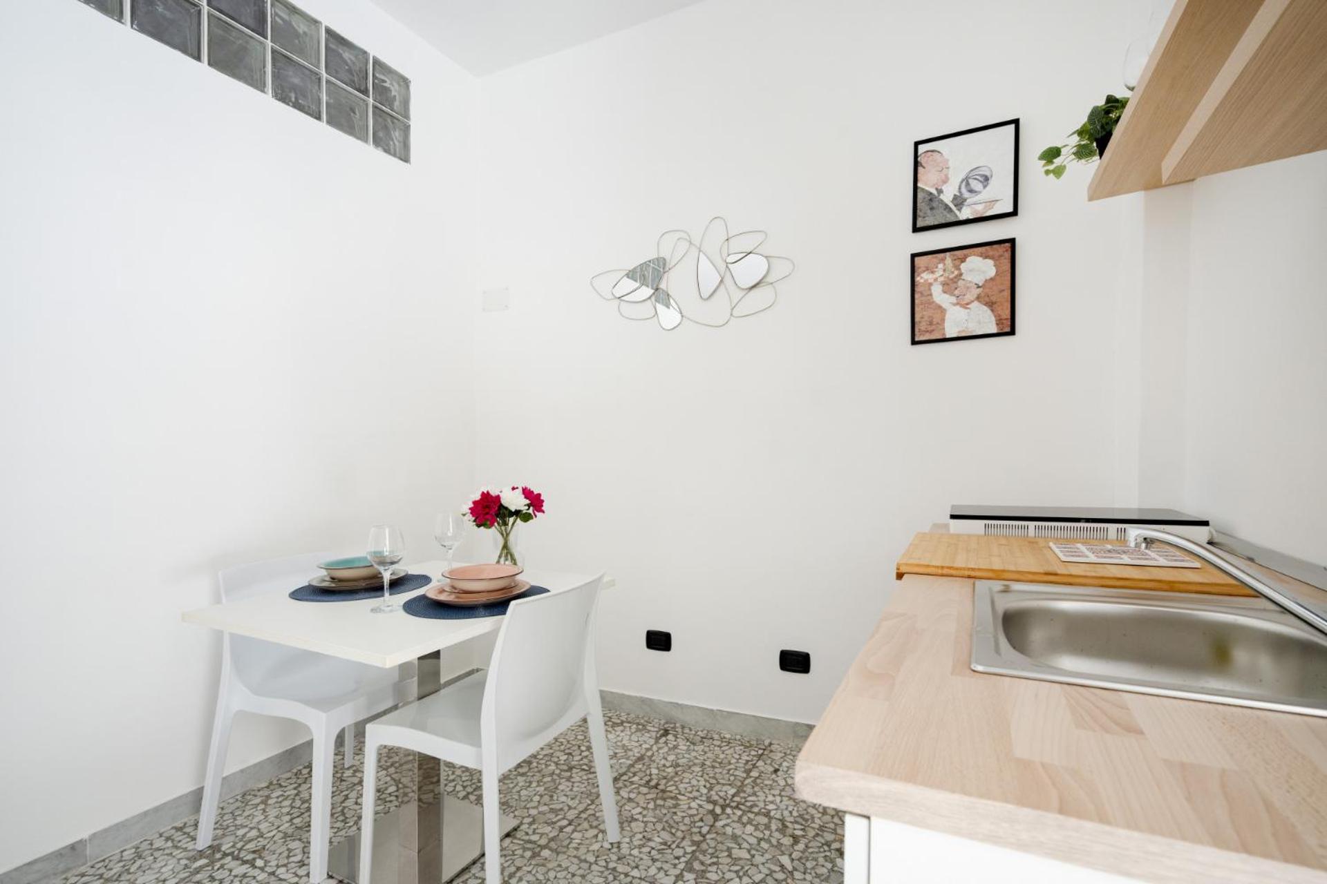 AuGuStea - Studio Home