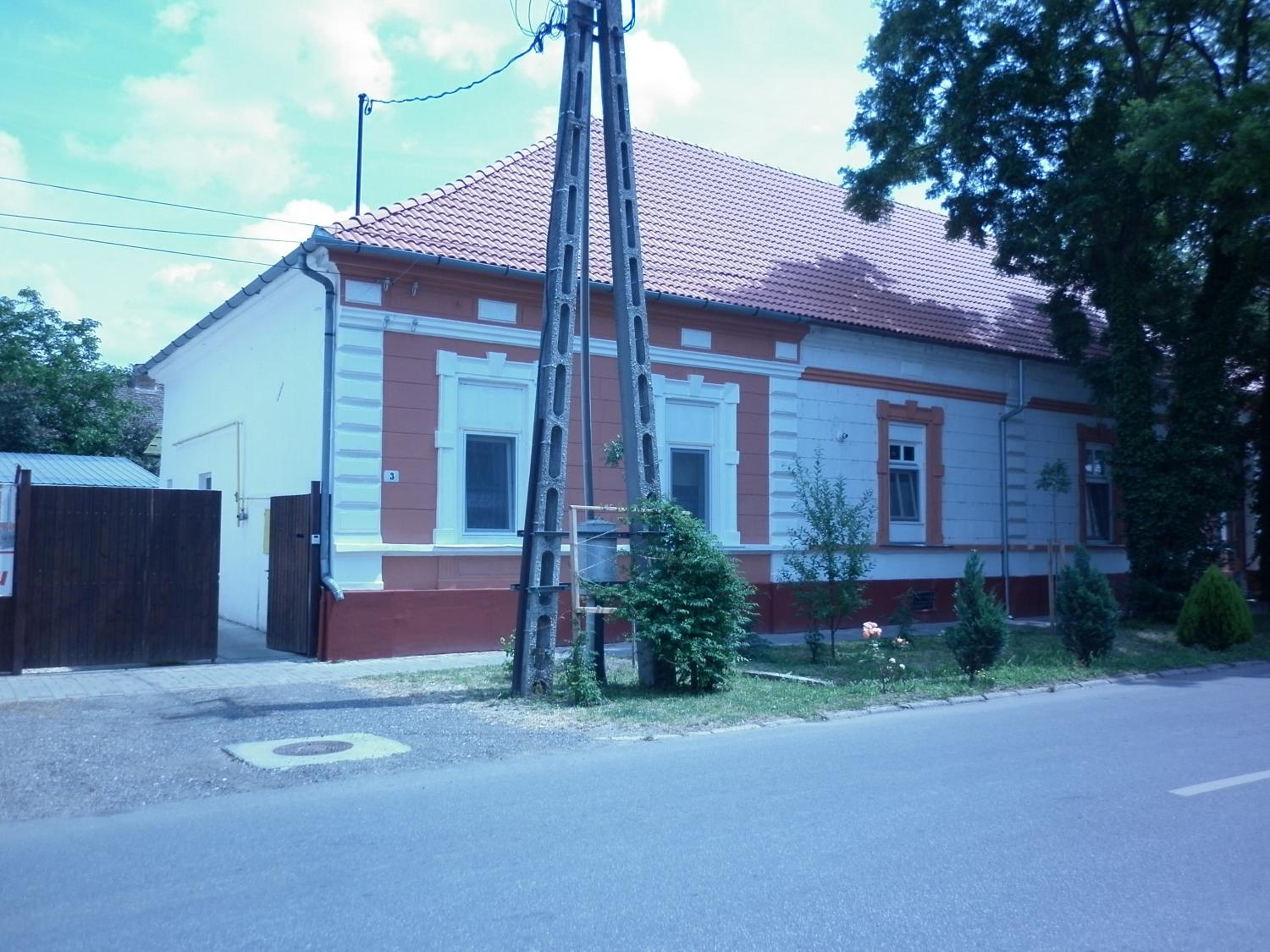 Photo 48