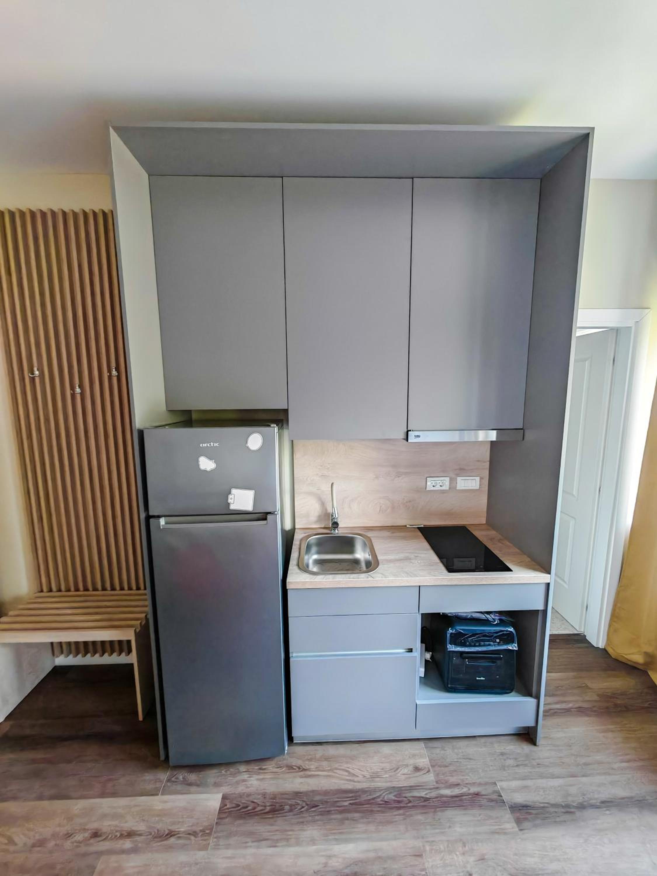 Beautiful new studios&apartments super central location
