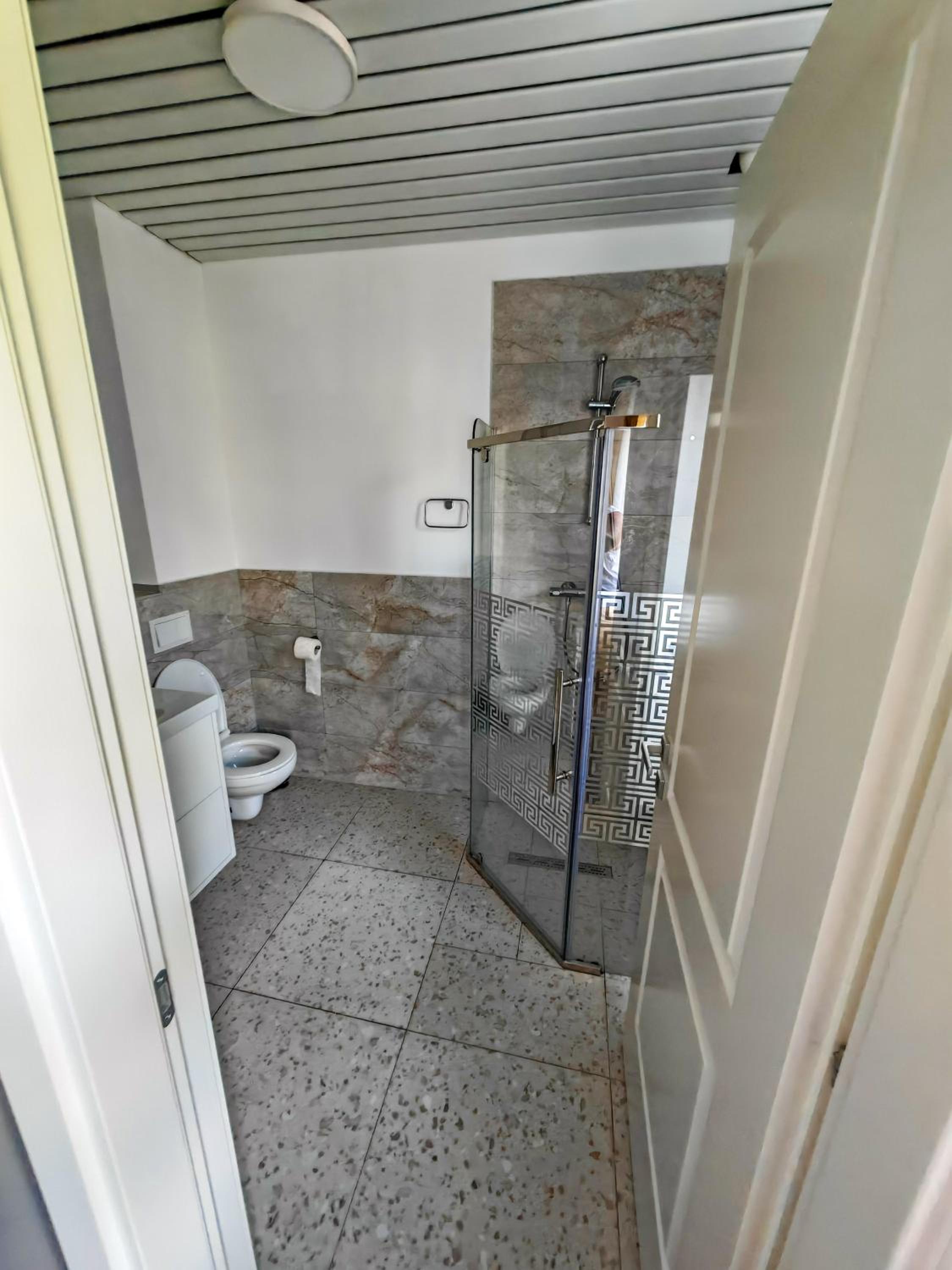 Beautiful new studios&apartments super central location