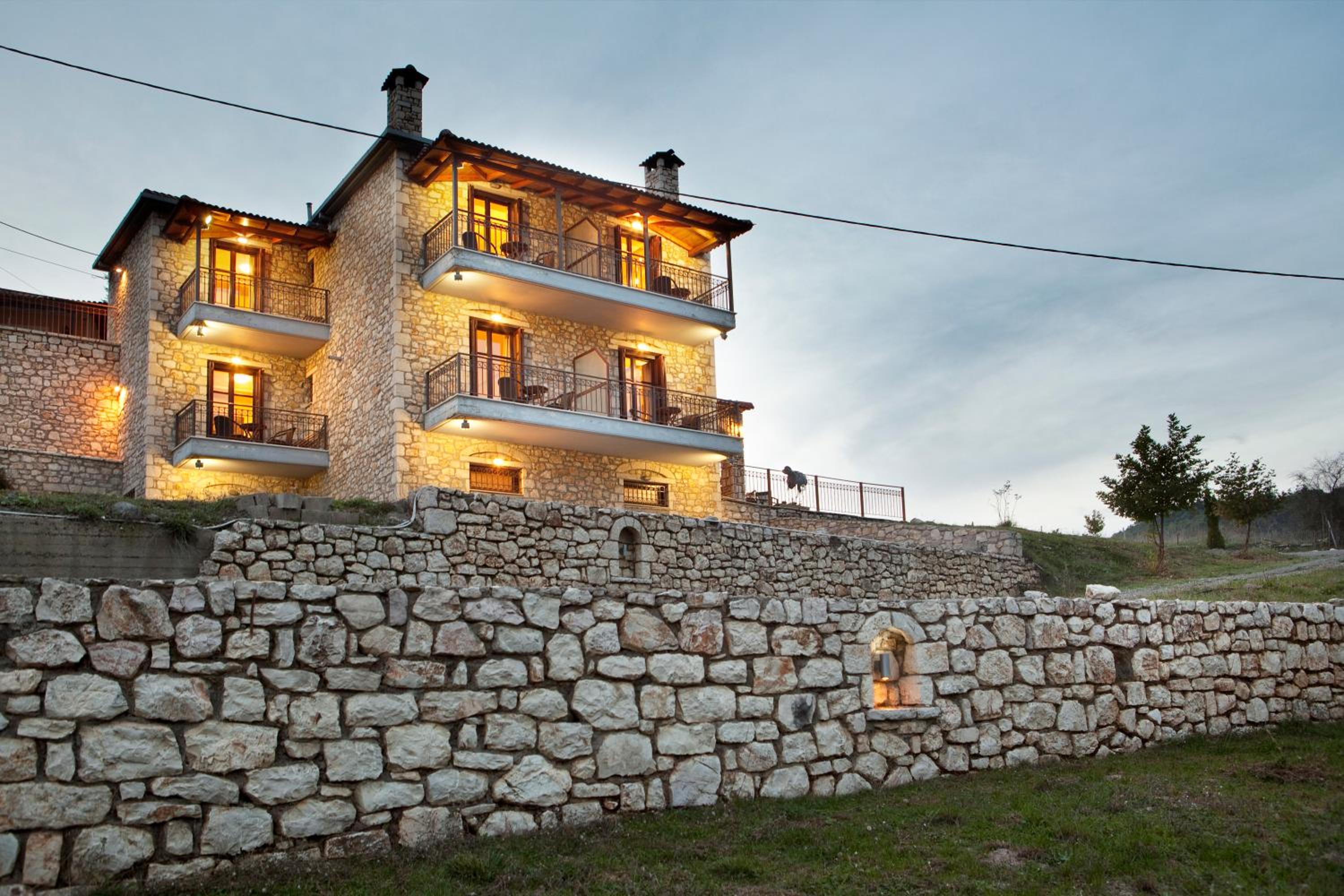 Kaloneri Rooms