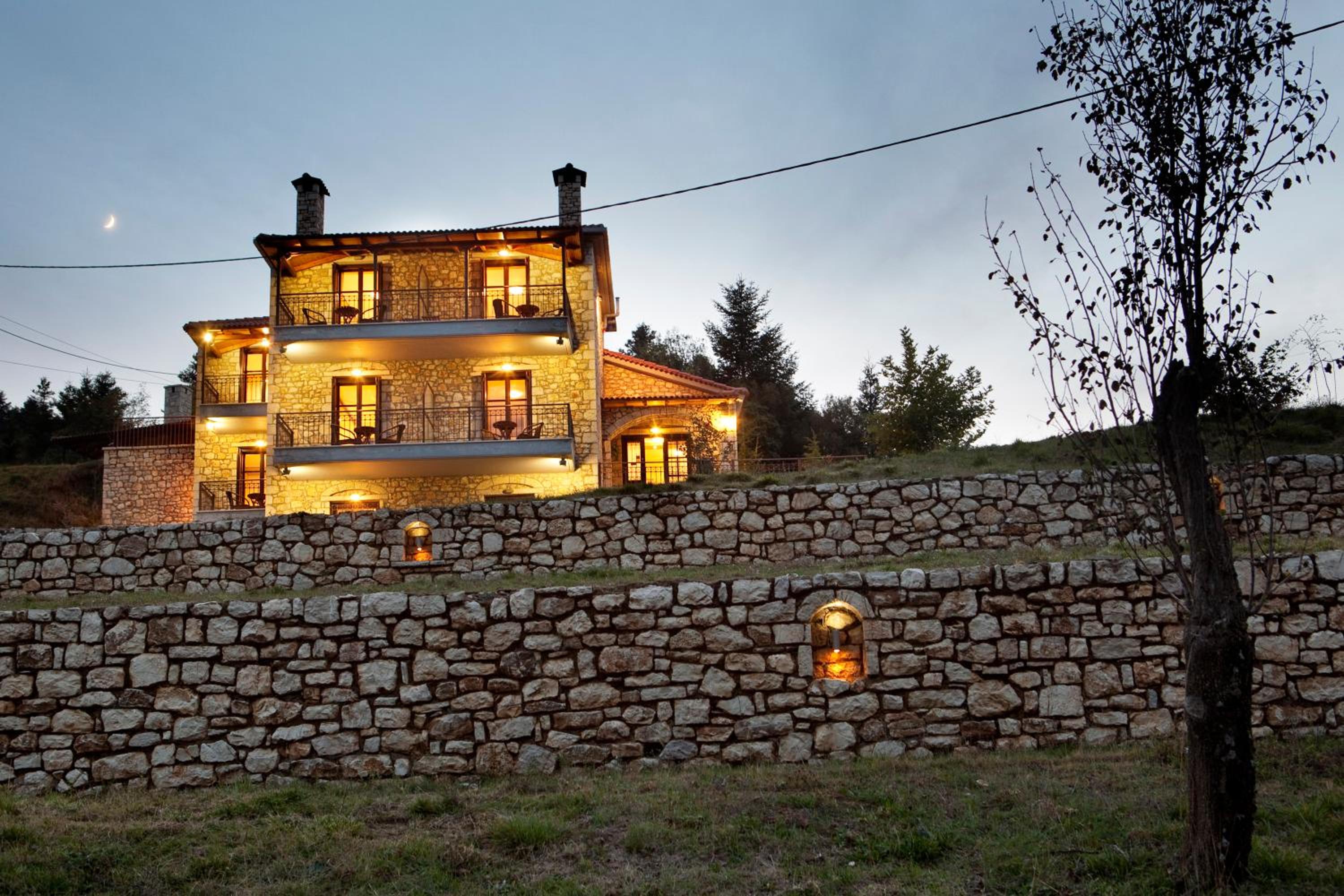 Kaloneri Rooms