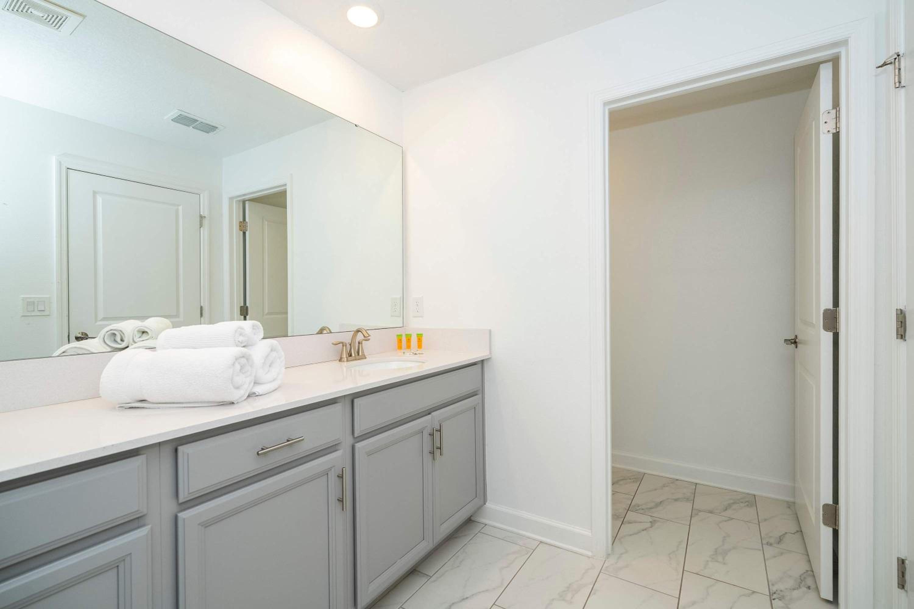 Private Pool - Themed Rooms - Near Disney 4239