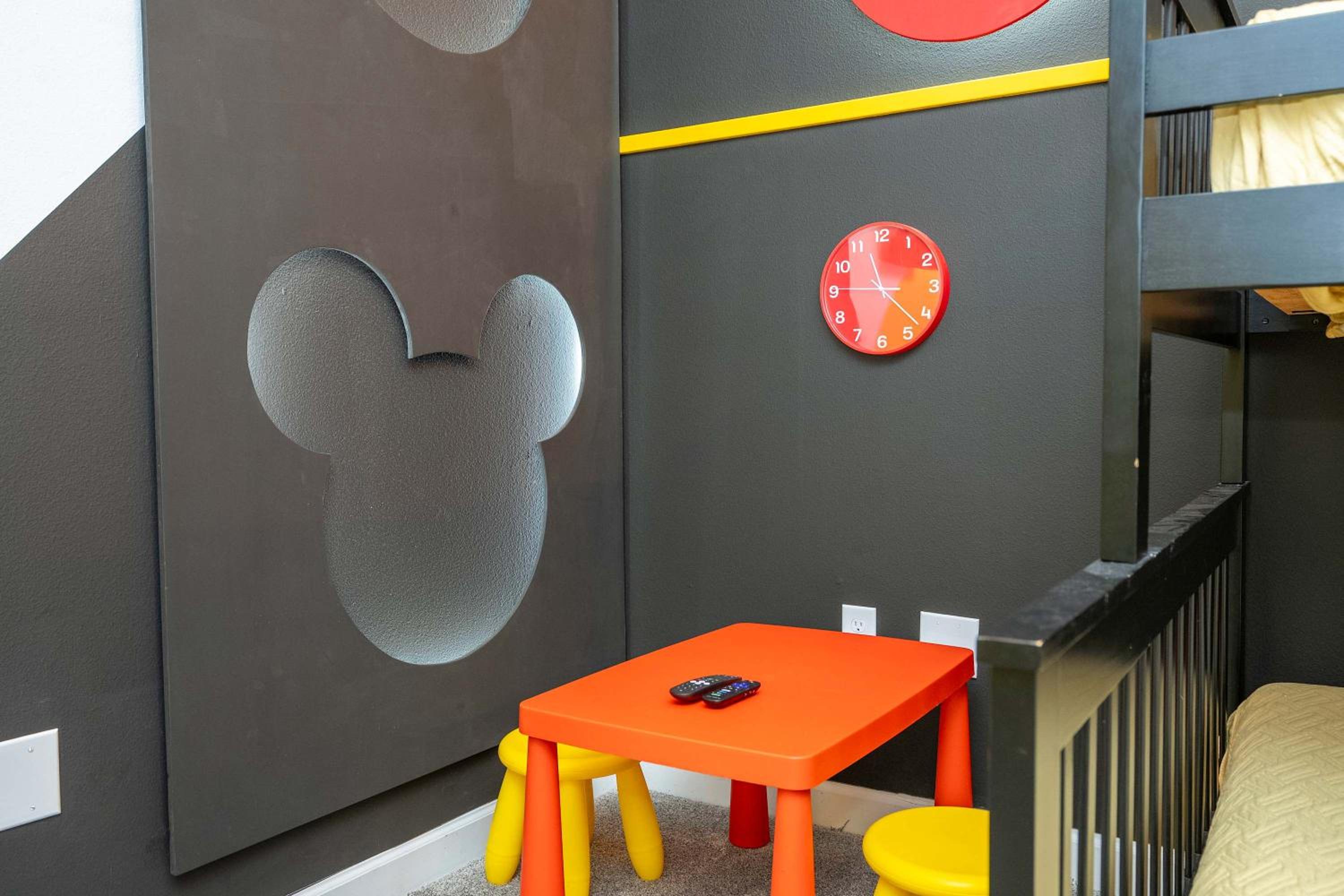 Private Pool - Themed Rooms - Near Disney 4239
