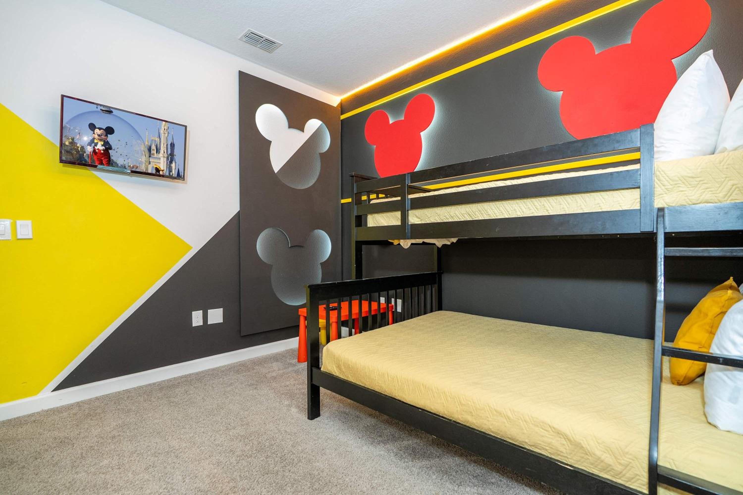Private Pool - Themed Rooms - Near Disney 4239