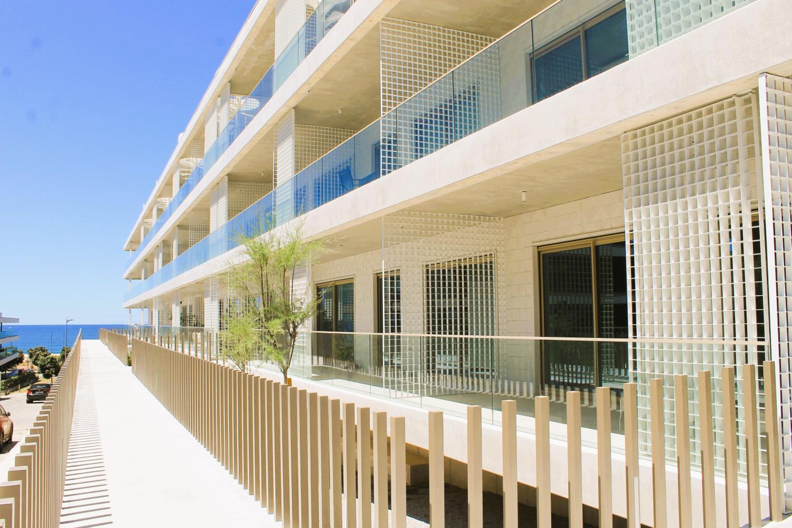 Beachside Living Gaia Porto by MP