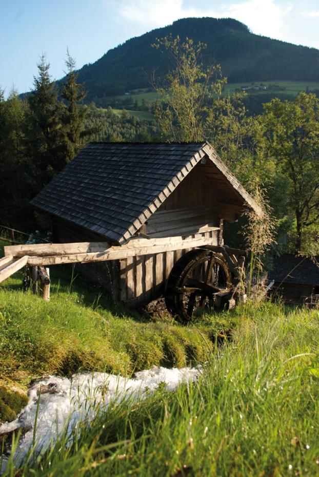 Bio-Bauernhof Einberghof view 3