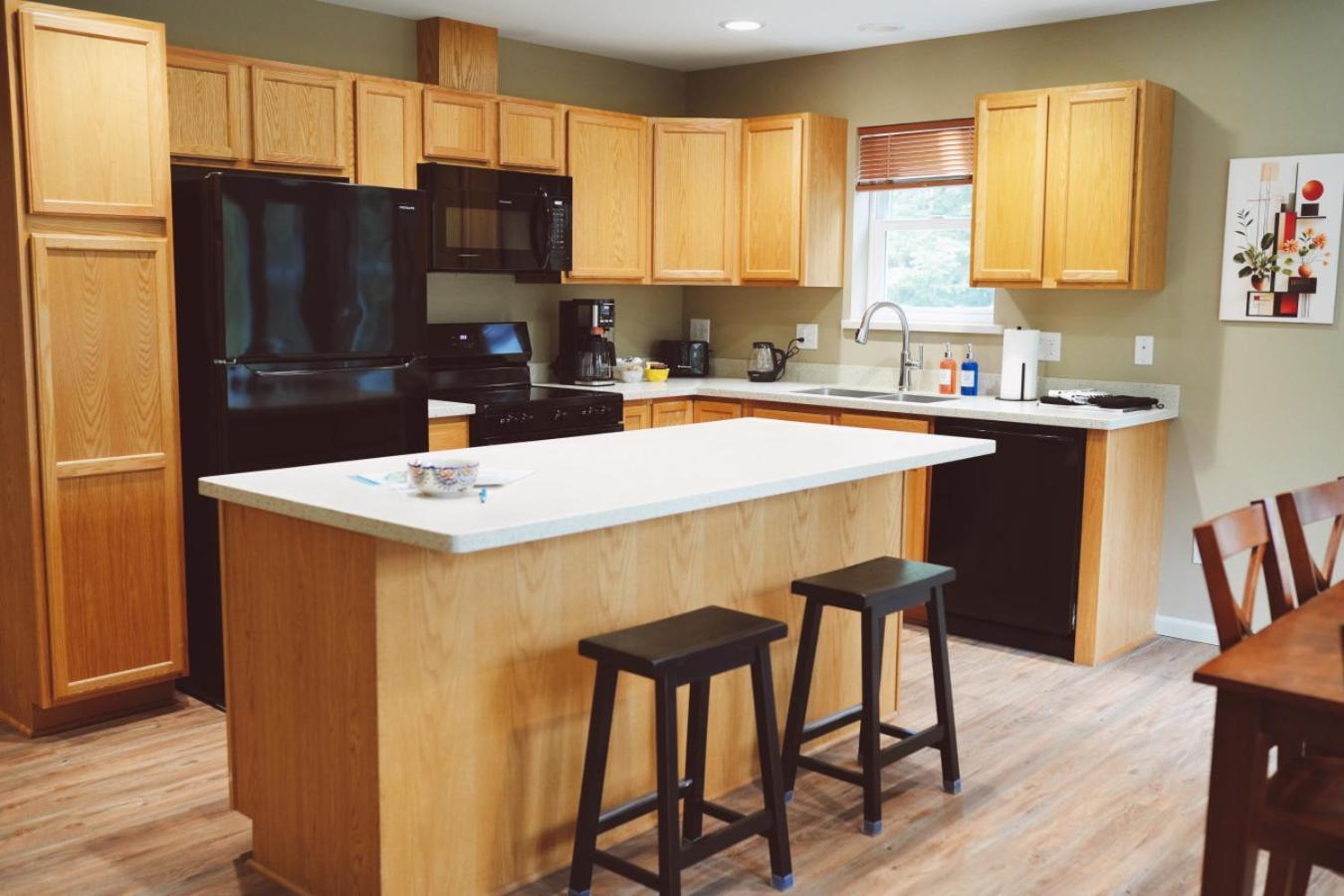 Lakeshore Lodging Apartment H