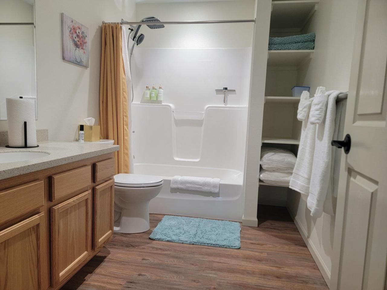 Lakeshore Lodging Apartment H
