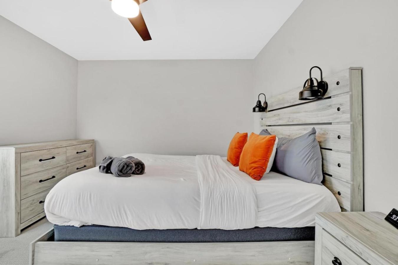 Twin Abodes Two Units One Group Getaway