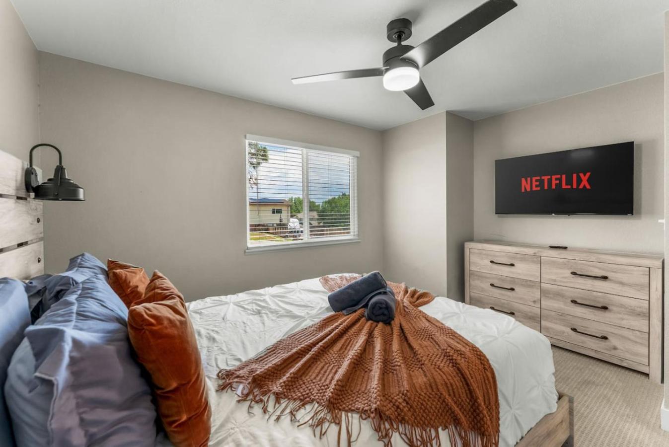 Twin Abodes Two Units One Group Getaway