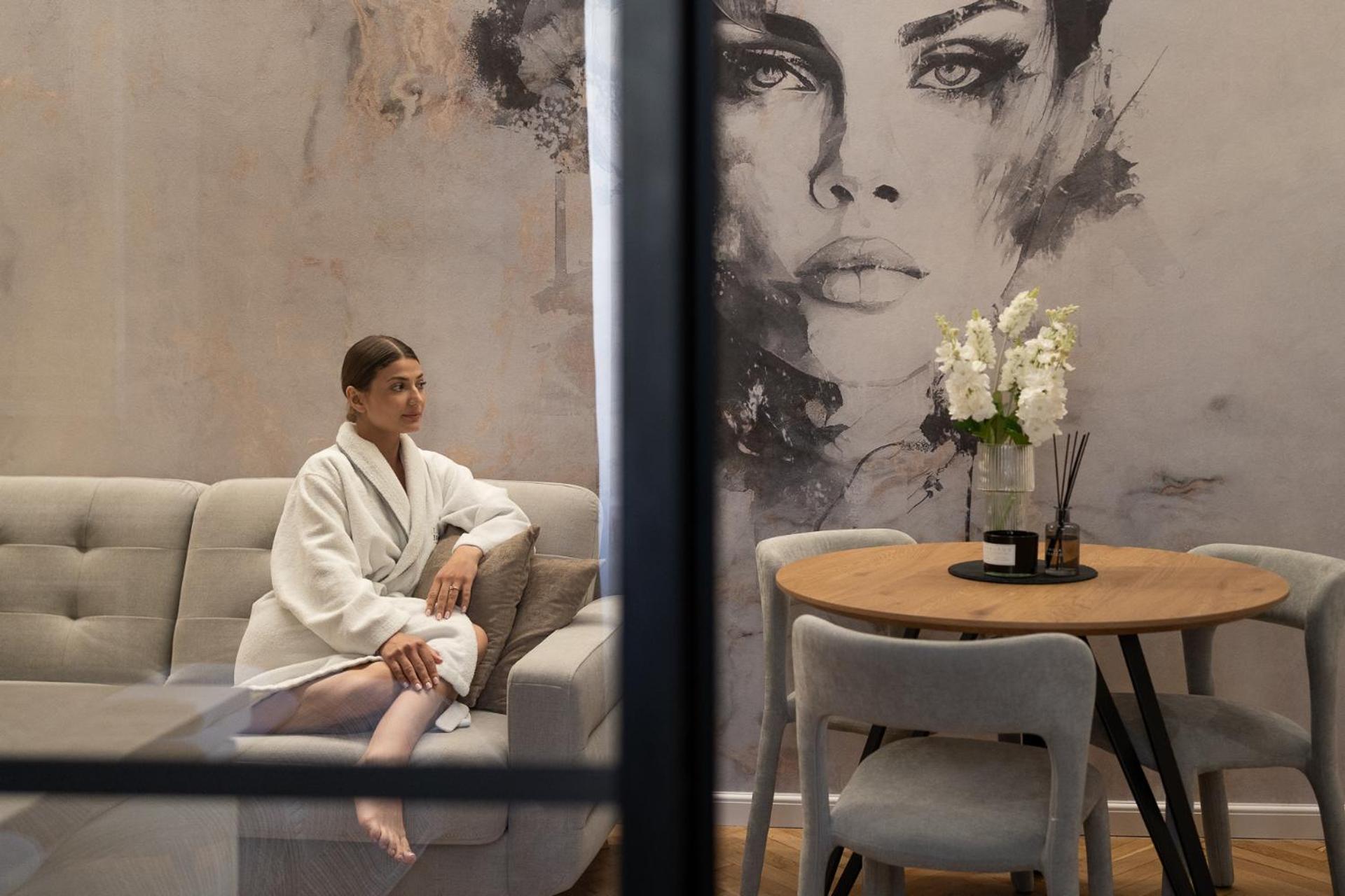 OLD TOWN Charm & Chic by Downtown Apartments