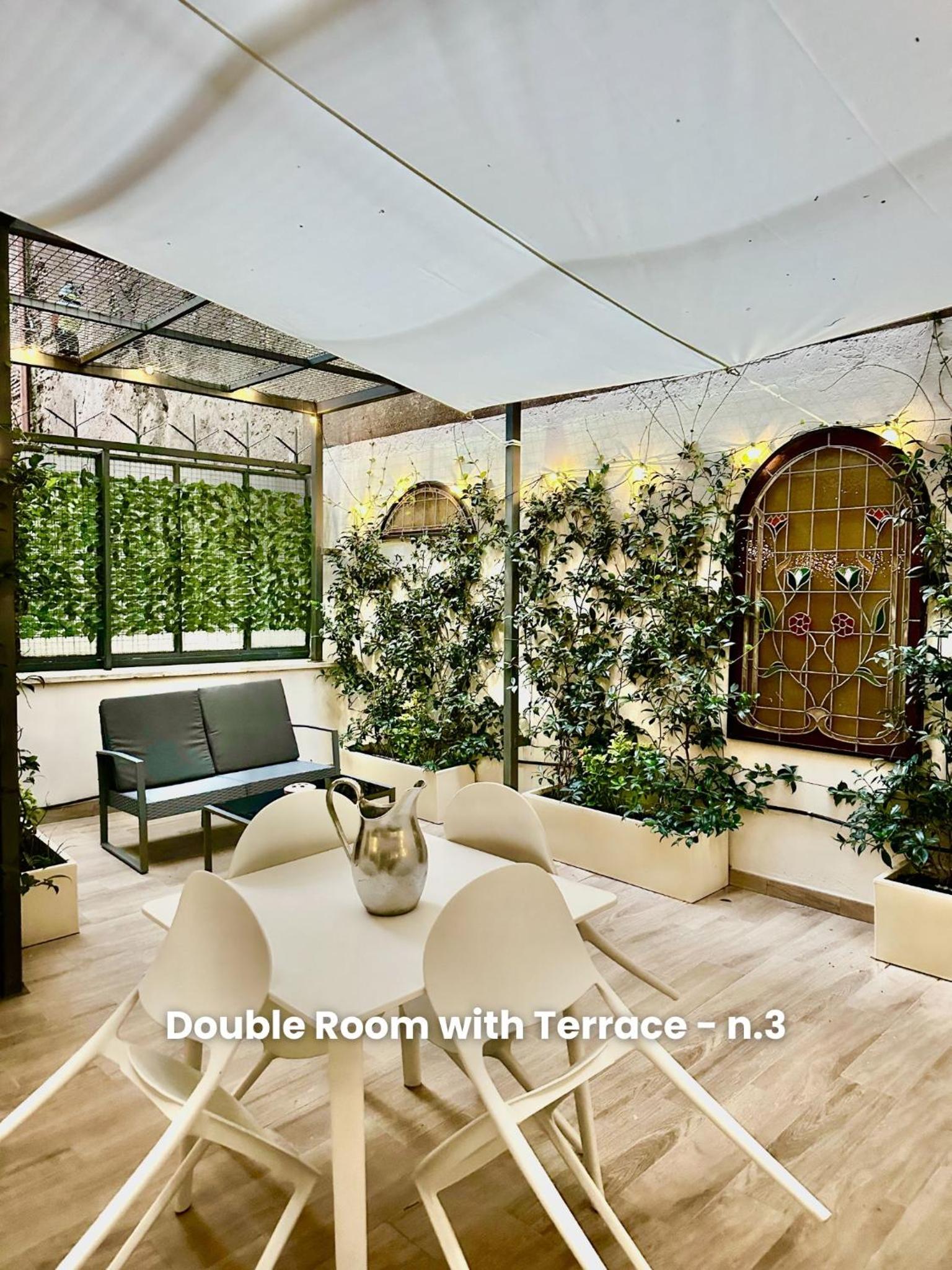 Vacanze Romane Suite 7 Languages