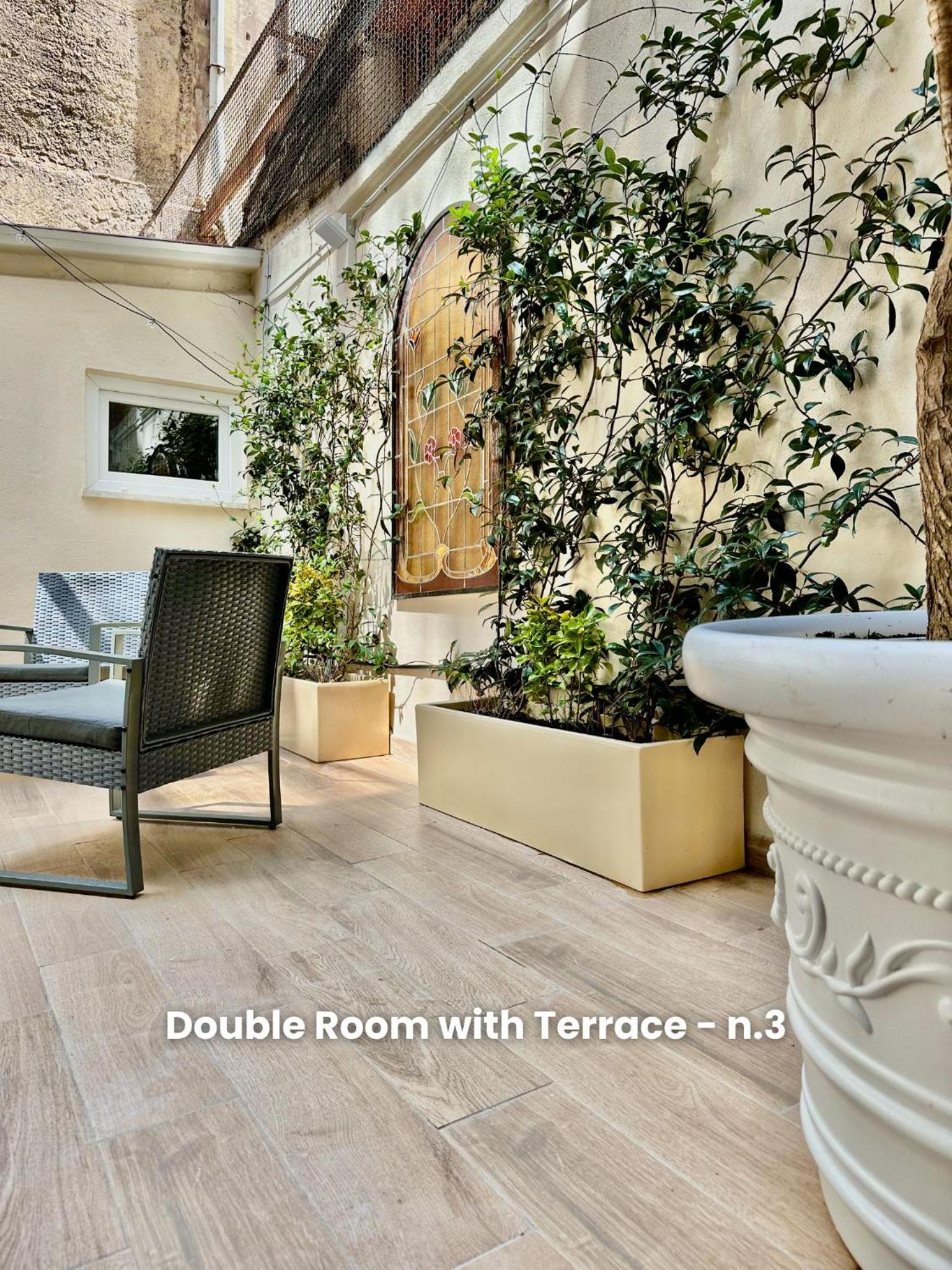 Vacanze Romane Suite 7 Languages