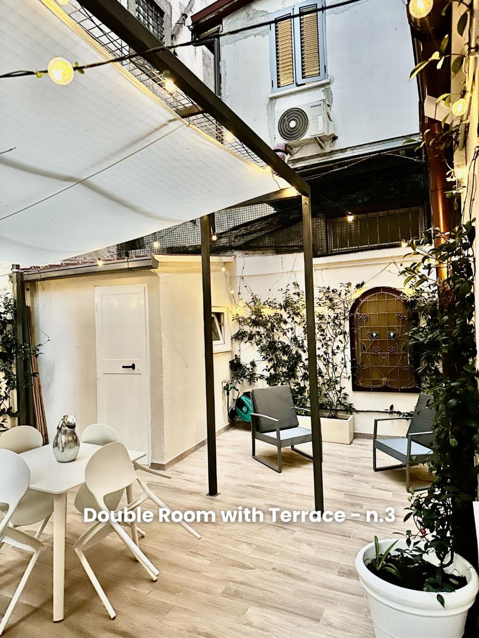 Vacanze Romane Suite 7 Languages