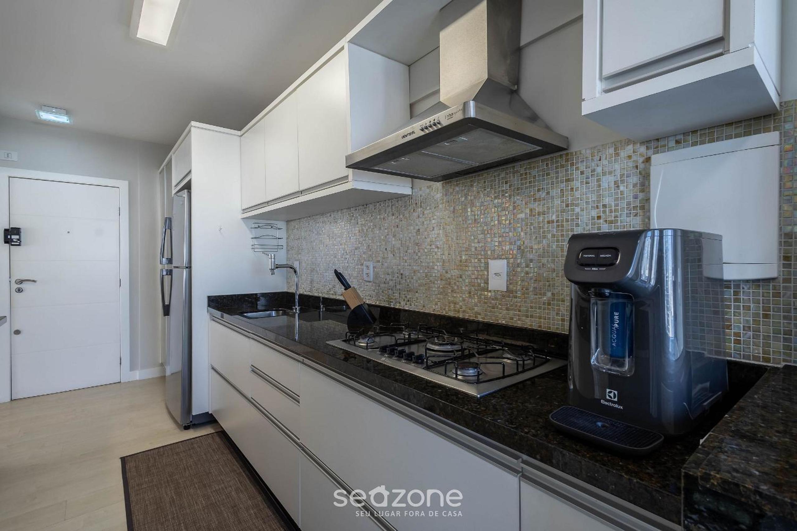 Ap w/garage and 2 bedrooms, 60 m the beach ACO1103