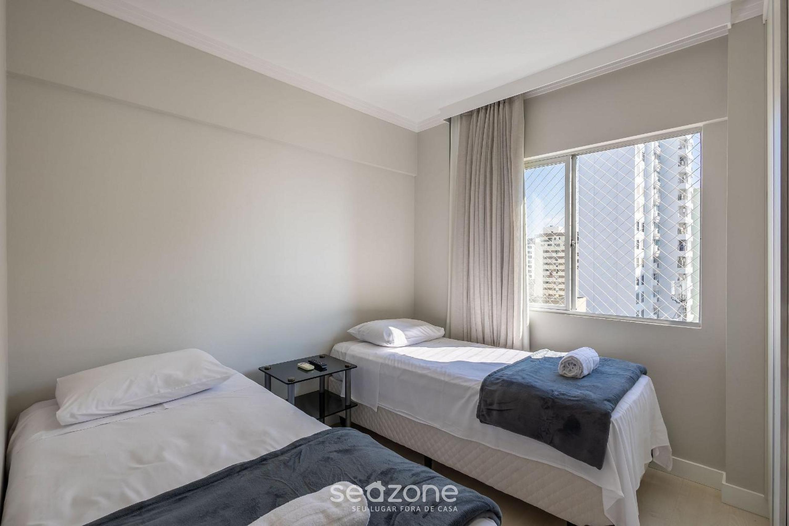 Ap w/garage and 2 bedrooms, 60 m the beach ACO1103