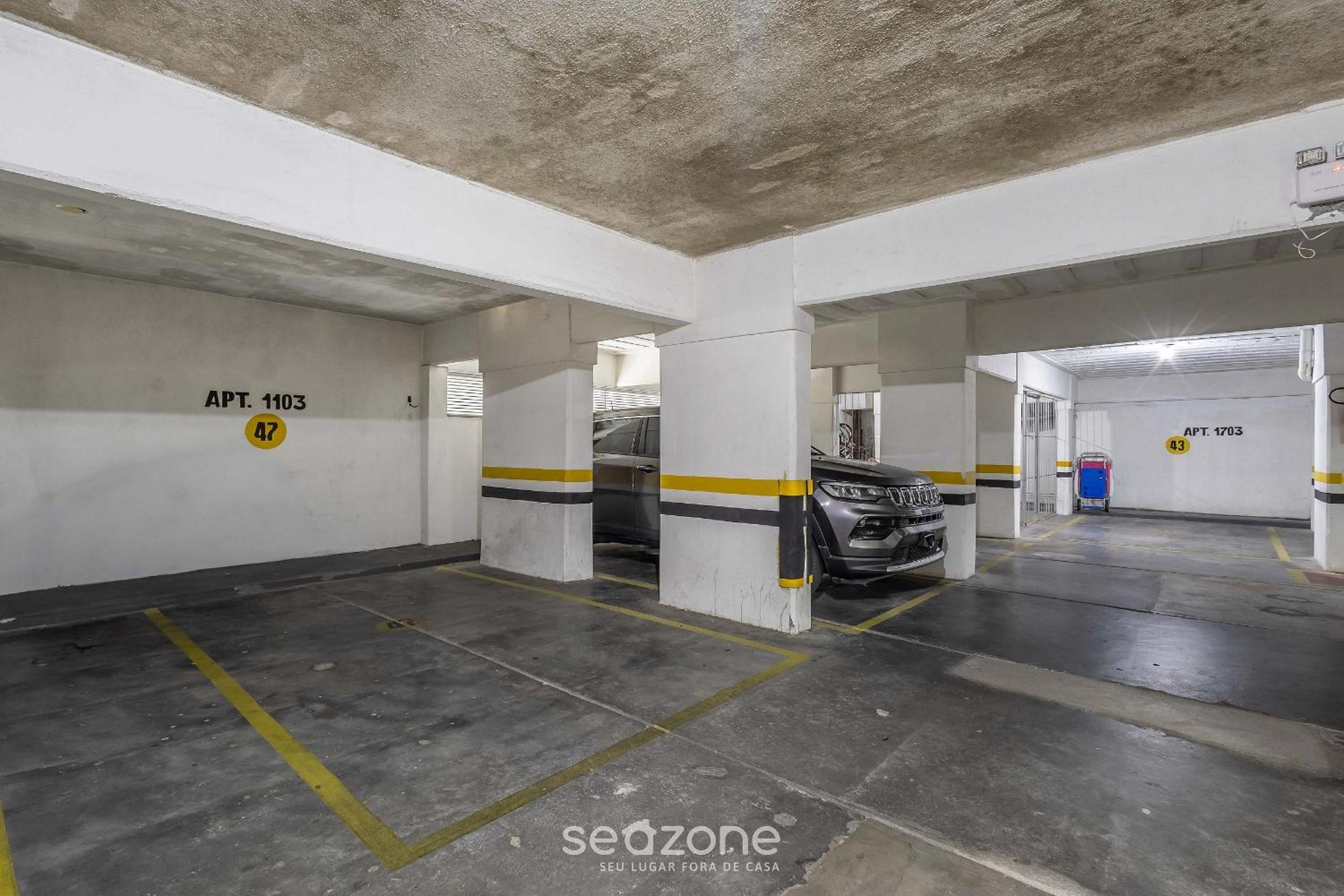 Ap w/garage and 2 bedrooms, 60 m the beach ACO1103
