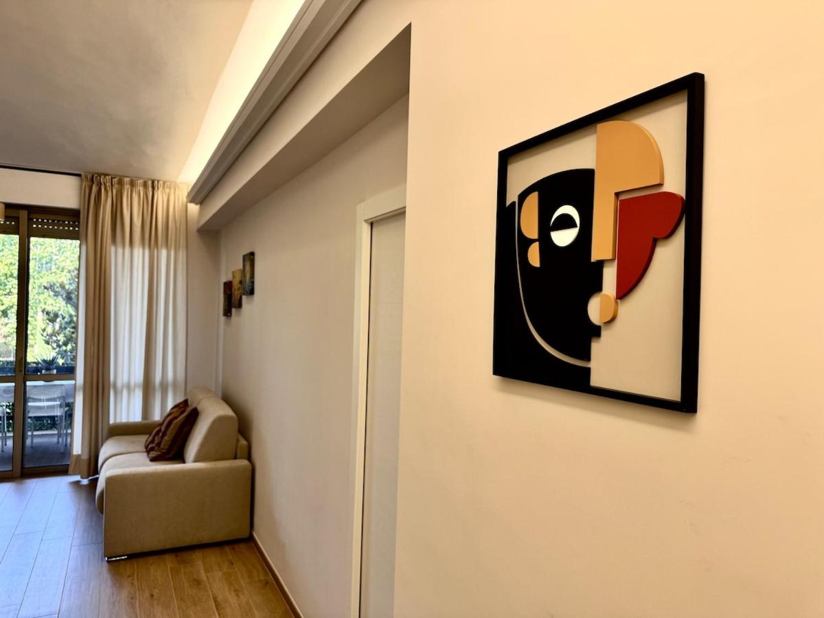 Luxury Apartment Metro Cornelia