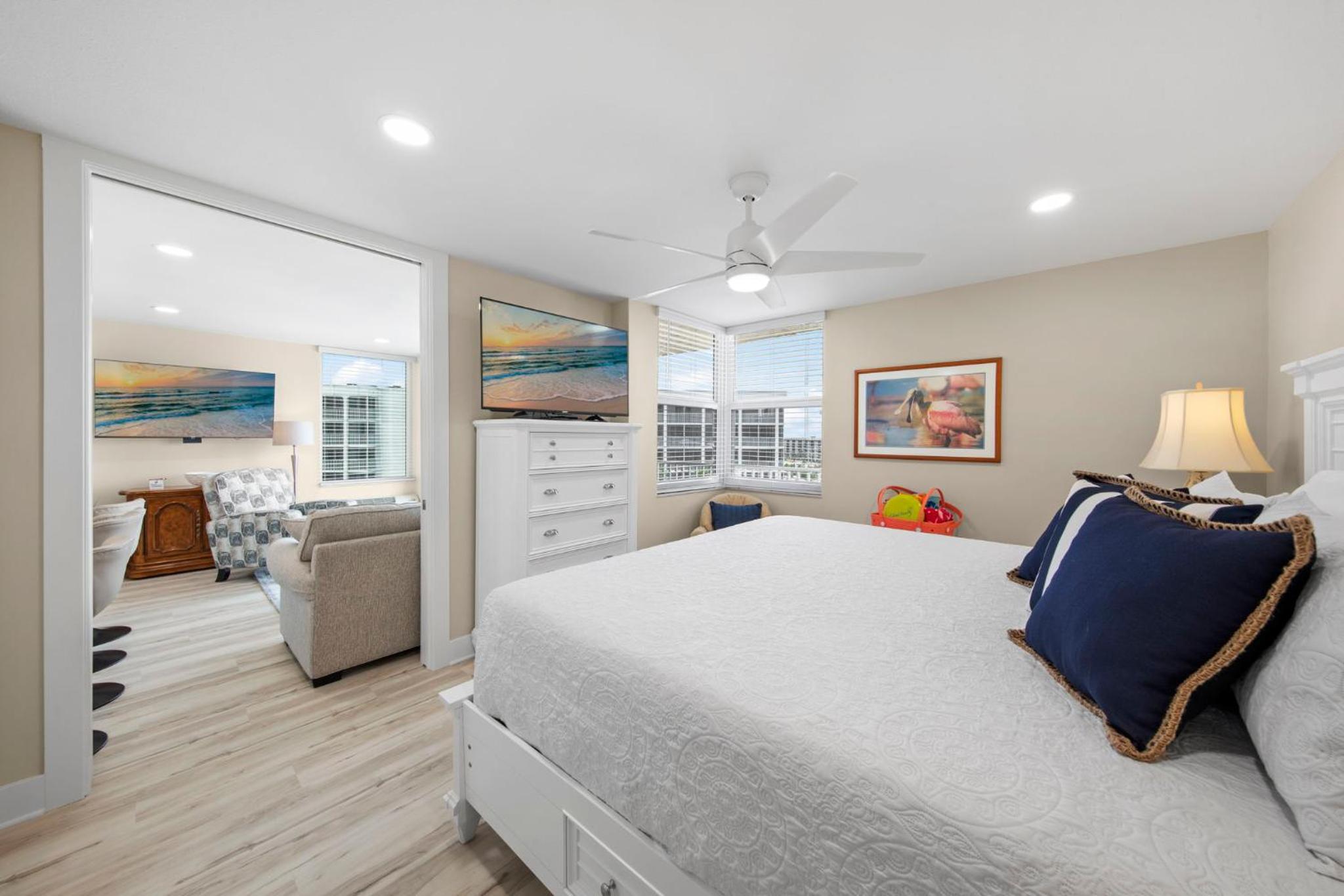 Beachfront, Estero Beach Tennis 708A Weekly Stays