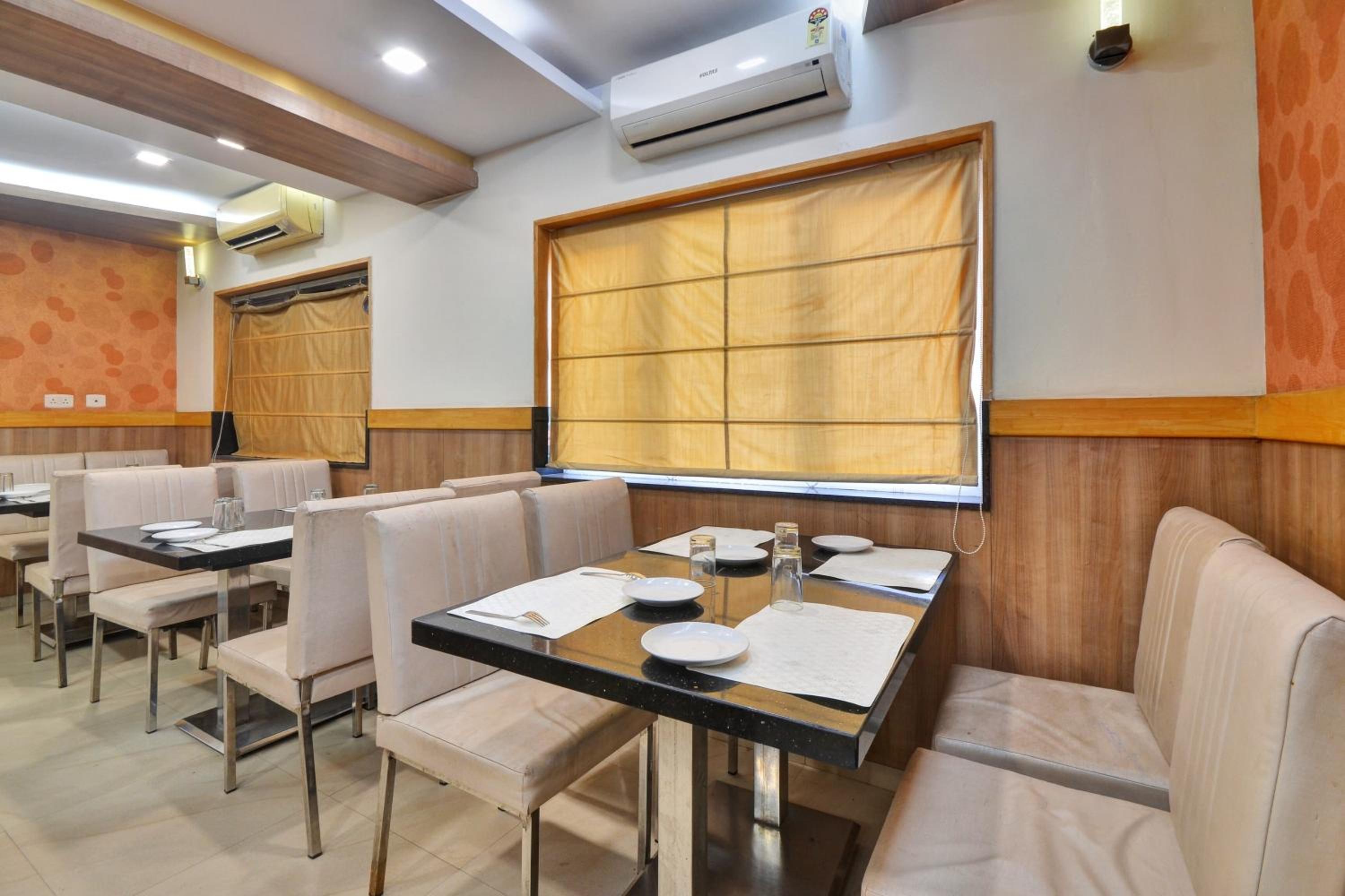 FabHotel Grand Gunas, photo 23